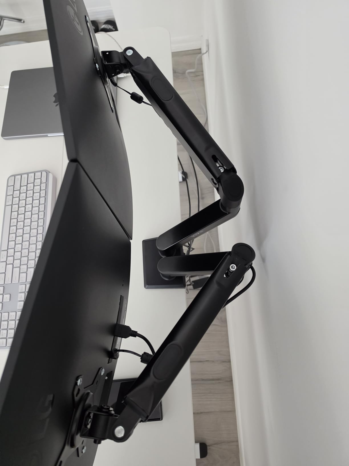 VIVO Premium Aluminum Heavy Duty Dual Monitor Arm for Ultrawide Monitors up to 40 inches and 30 lbs Each, Desk Mount Stand, Pneumatic Height, Max VESA 100x100, Black, STAND-V220Q customer photo 2