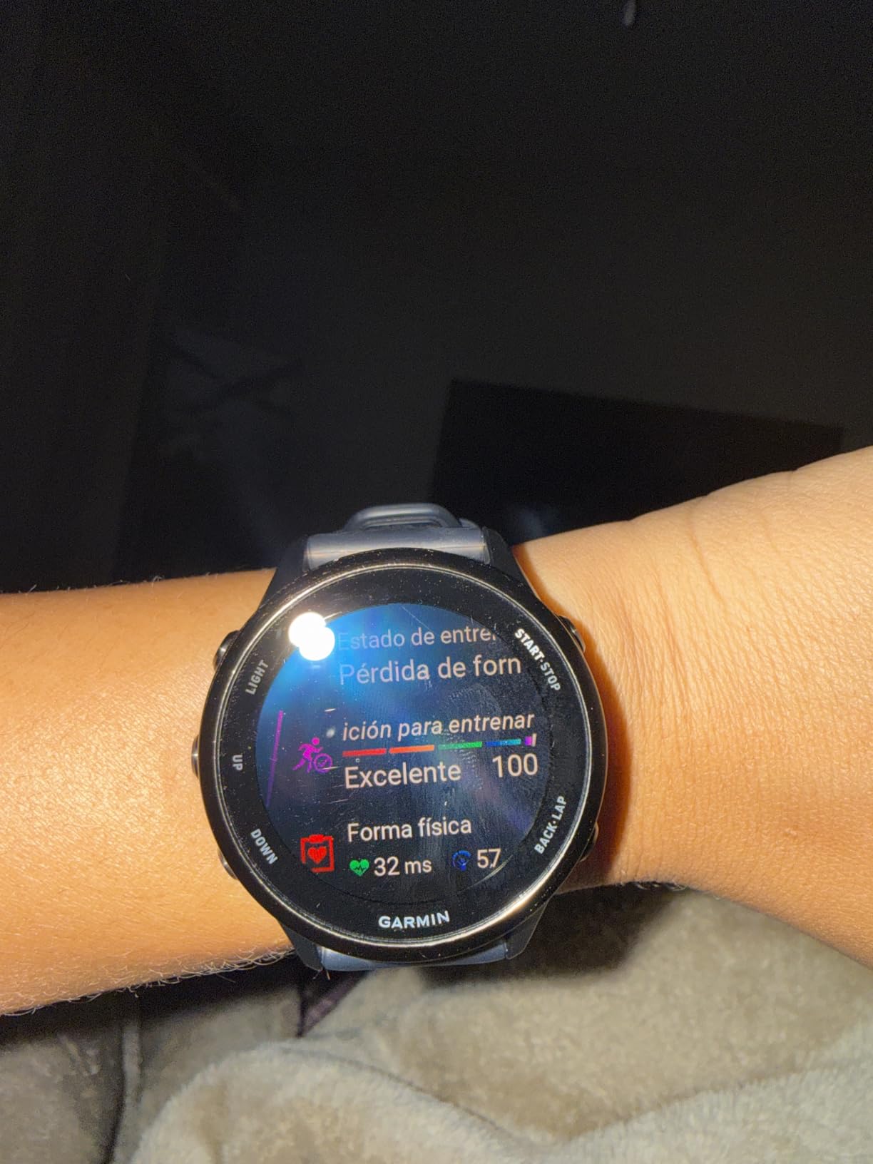Garmin Forerunner 570, 42mm, Aluminum, Bone/Mango | Smaller-Sized Advanced GPS Running & Triathlon Smartwatch, AMOLED Display, Training & Recovery Features customer photo 2