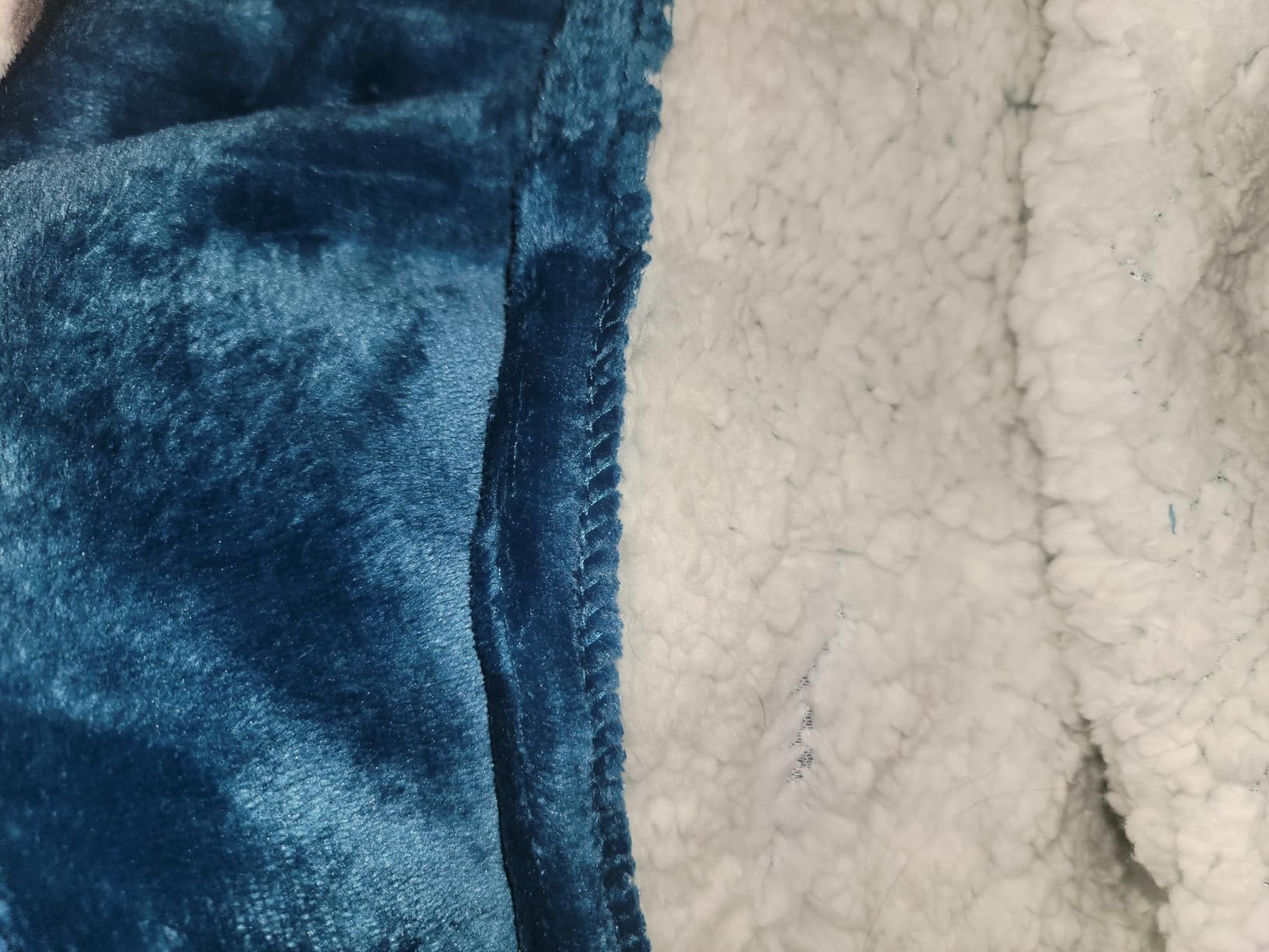 LaffyLo Electric Heated Blanket Full Size 72 x 84, Fast Heating Blanket, Dual-Sided Flannel Sherpa, 10 Heat Settings, 1-12 Hour Auto Off, Machine Washable, Dark Grey customer photo 1