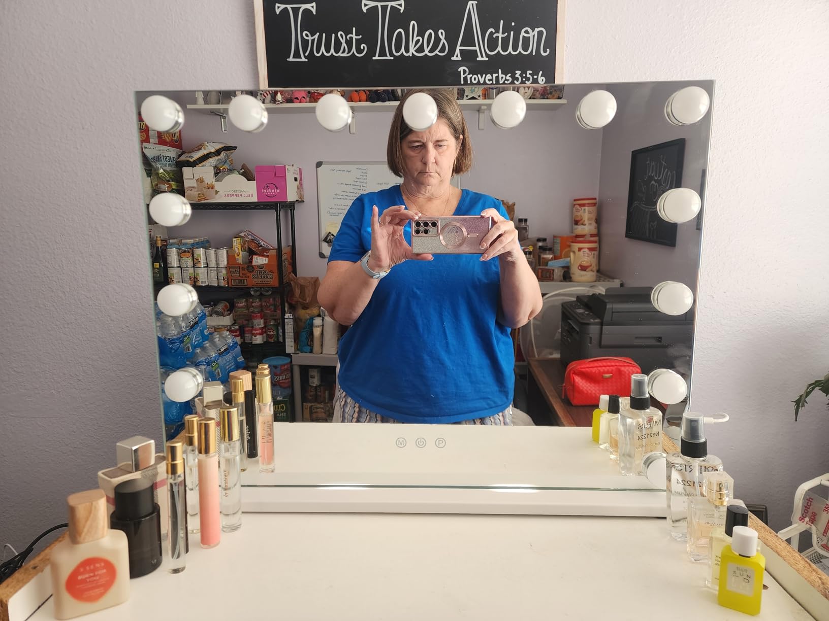 Hollywood Vanity Mirror with Lights, 15 Light Bulbs，3 Color Lights，Make Up Lighted Mirror, Aluminum Metal Frame,USB Charging Port（23
