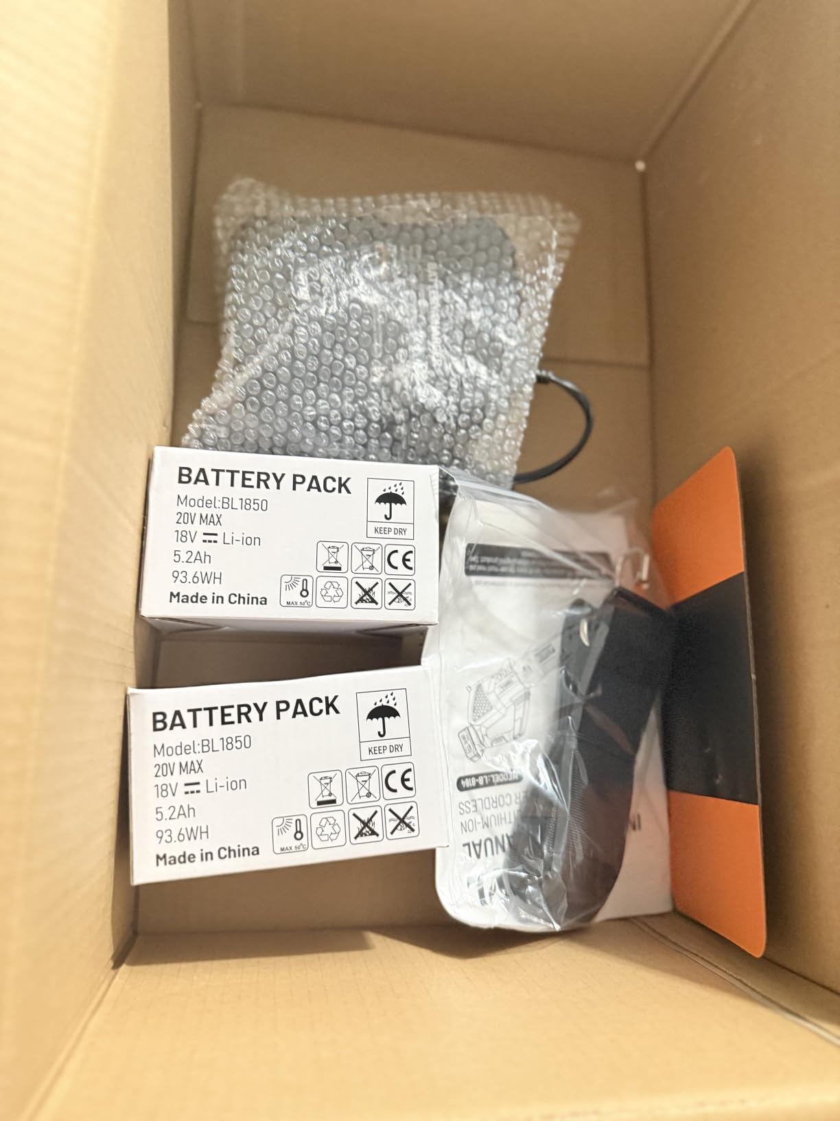 Leaf Blower Cordless, 650CFM with 2 x 5.2Ah Batteries and Charger, 3 Speed Modes customer photo 1
