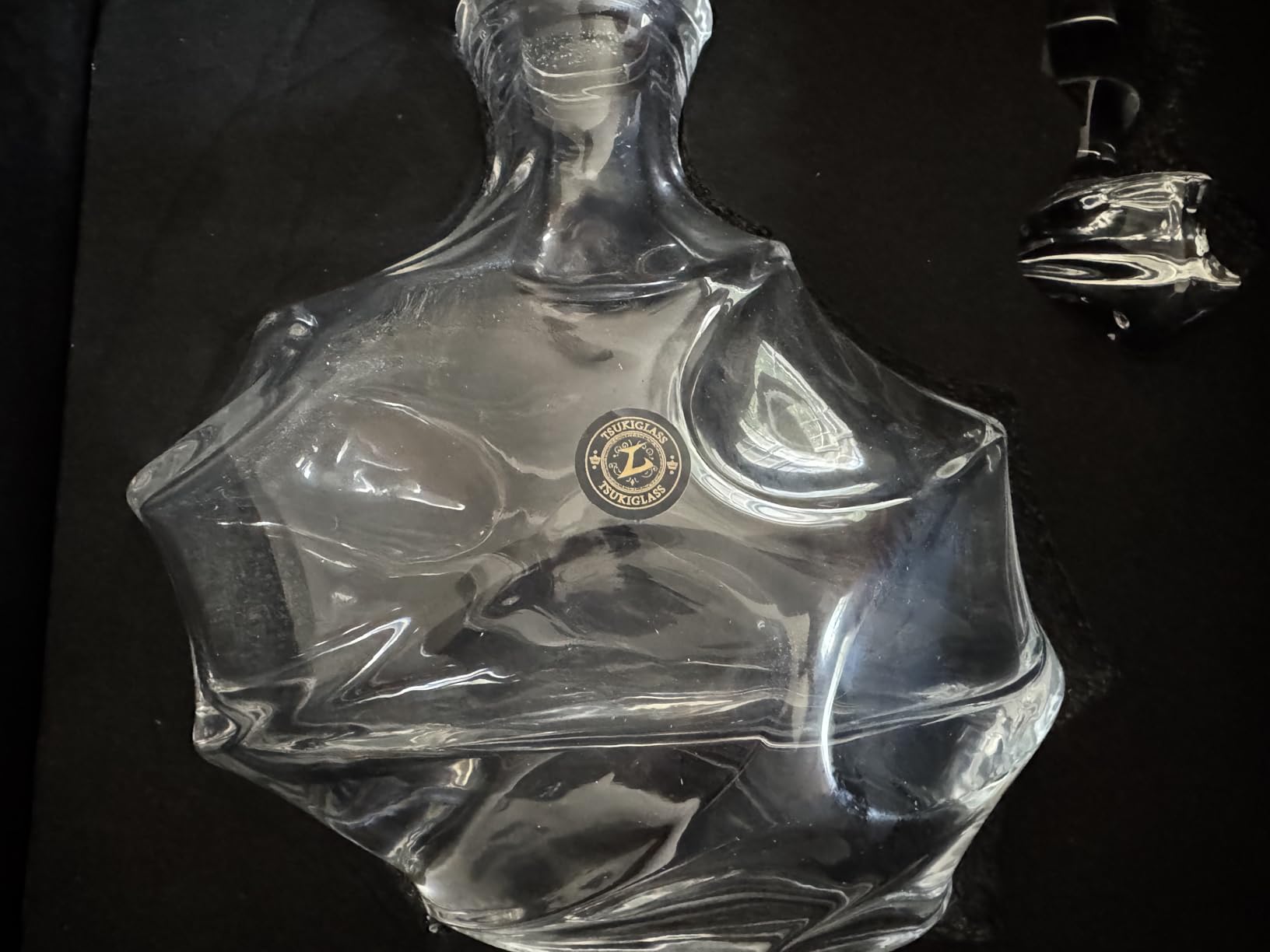 TsukiGlass Storm Japanese Crystal Whisky Decanter, 750ml, Gift for Men | 100% Ultra Clarity Lead-Free Crystal, Elegant Liquor Carafe, For Whiskey, Scotch, Bourbon & Spirits, Premium Gifts for Men customer photo 2