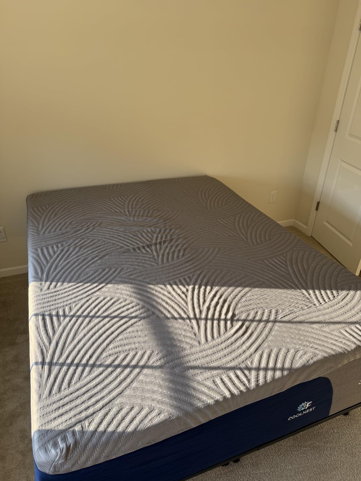 Sweetnight CoolNest 12 Inch Queen Size Mattress, Cool Memory Foam Mattress | Cool Night Sleep, 5-Zone Ergo Support for Pressure Relief customer photo 2