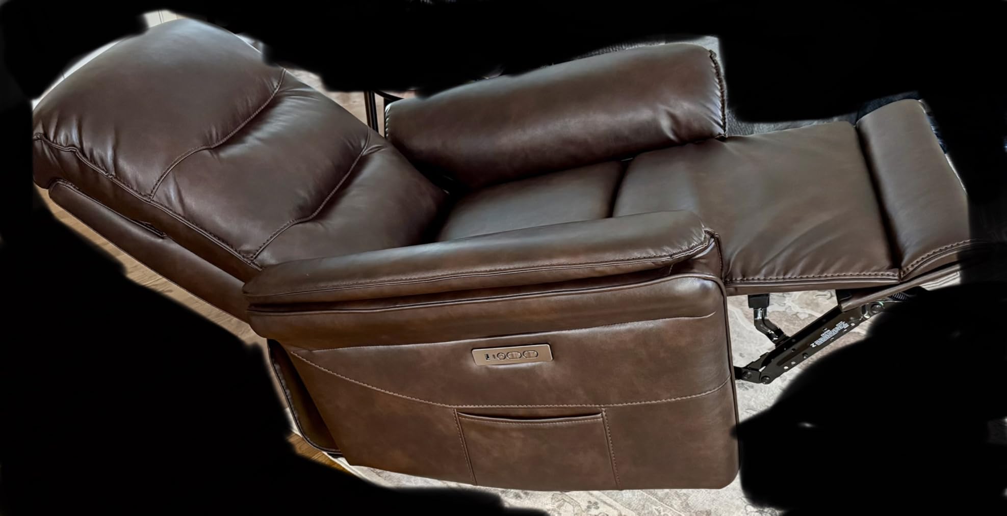 KISLOT Power Recliner Chair with Adjustable Headrest and Footrest, Dual Motor Leather Reclining Chair with USB/Type-C Charging, Zero Gravity Modern Electric Recliner for Adults Living Room Bedroom customer photo 1