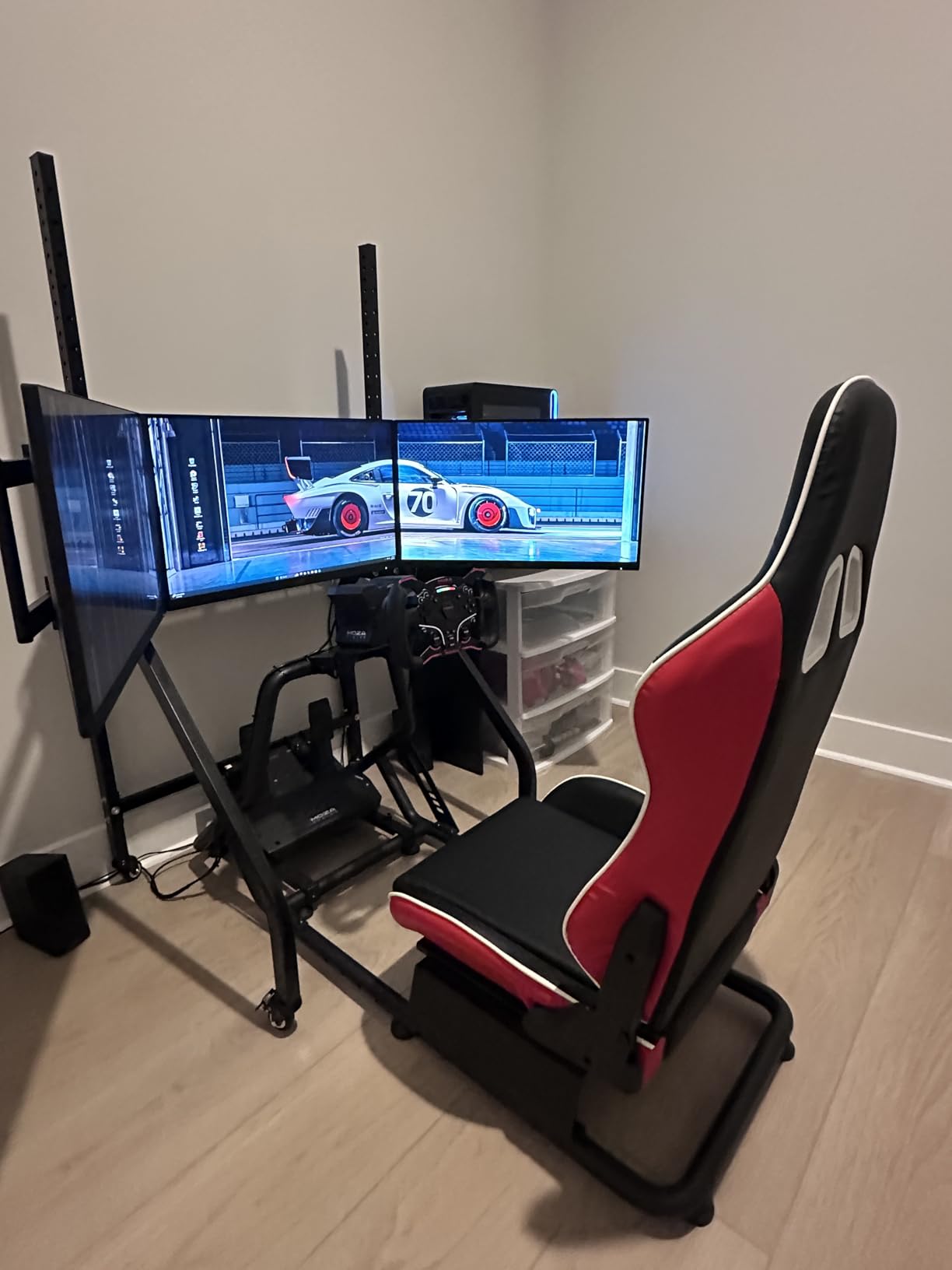 Marada Sim Racing Triple Monitor Stand with Wheels Compatible with 27/32-inch Displays Height and Tilt Adjustable, A-Frame Base for Flight & Driving Simulator Cockpit Rig customer photo 1