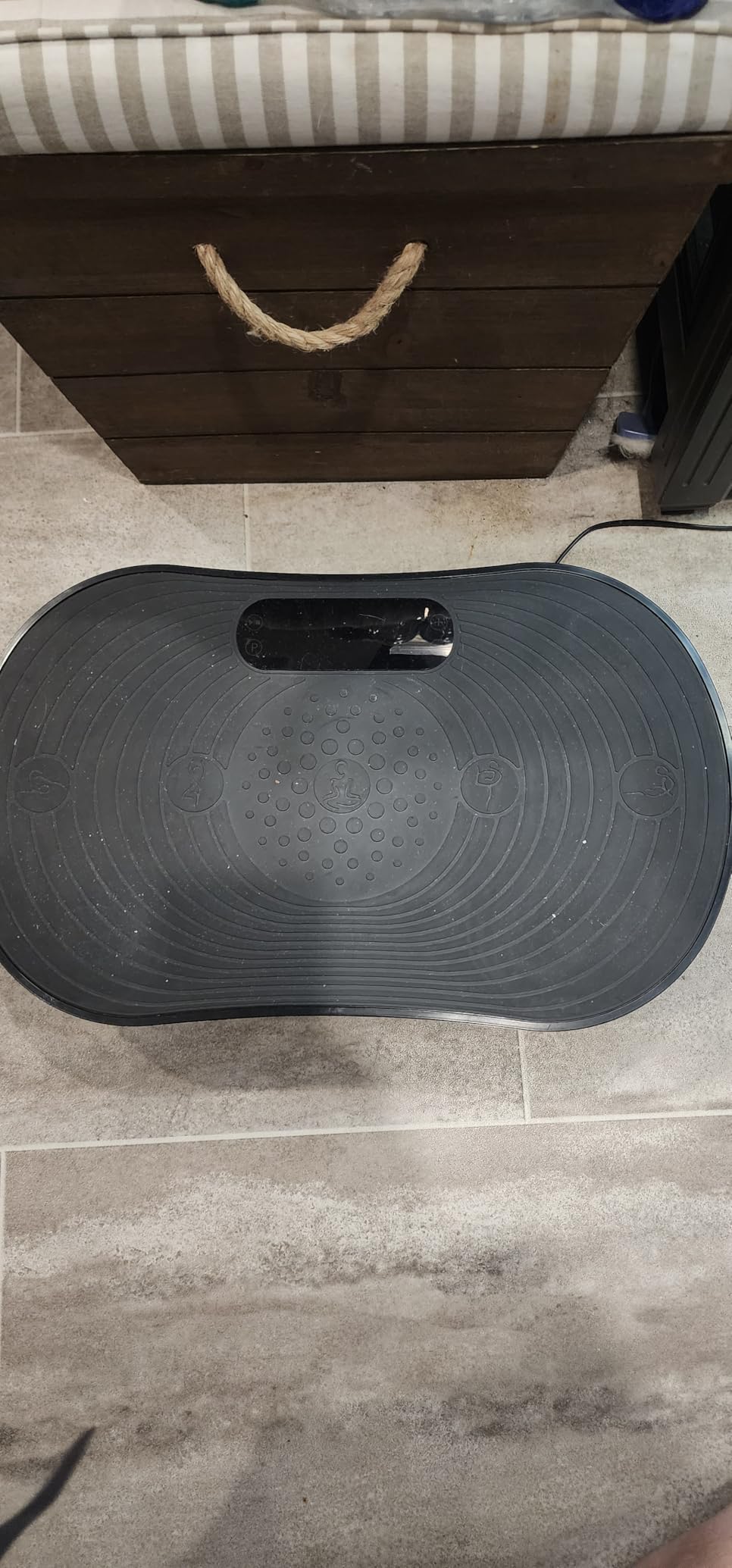 Merach V33 Pro Vibration Plate Exercise Machine with Touchscreen, 99 Speeds | Resistance Bands, Bluetooth, 350lbs Capacity, Vibration Platform for Lymphatic Drainage, Home Full Body Fitness Equipment customer photo 1