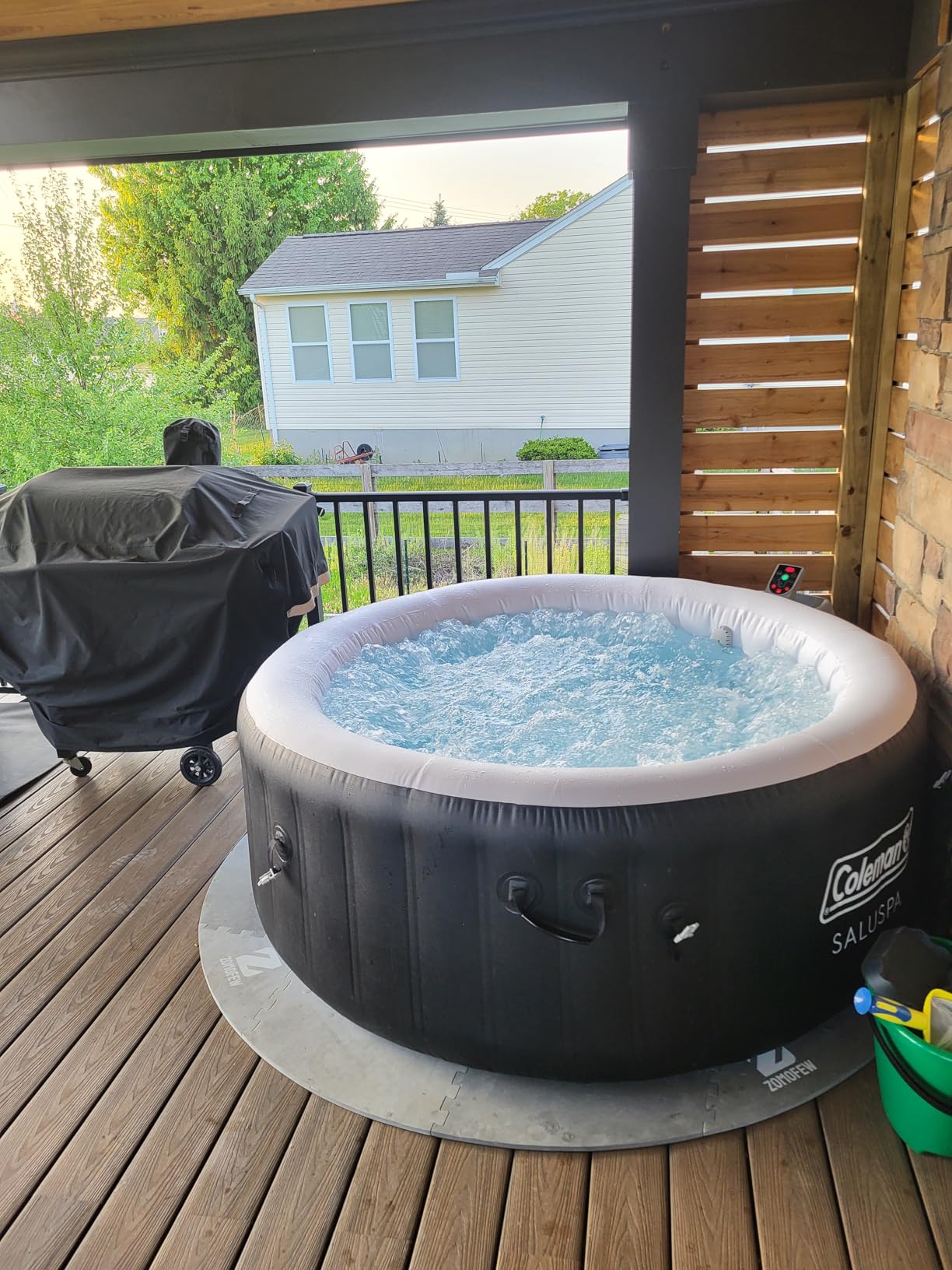 Coleman SaluSpa Miami Energy-Efficient AirJet 2-4 Person Inflatable Hot Tub customer photo 1