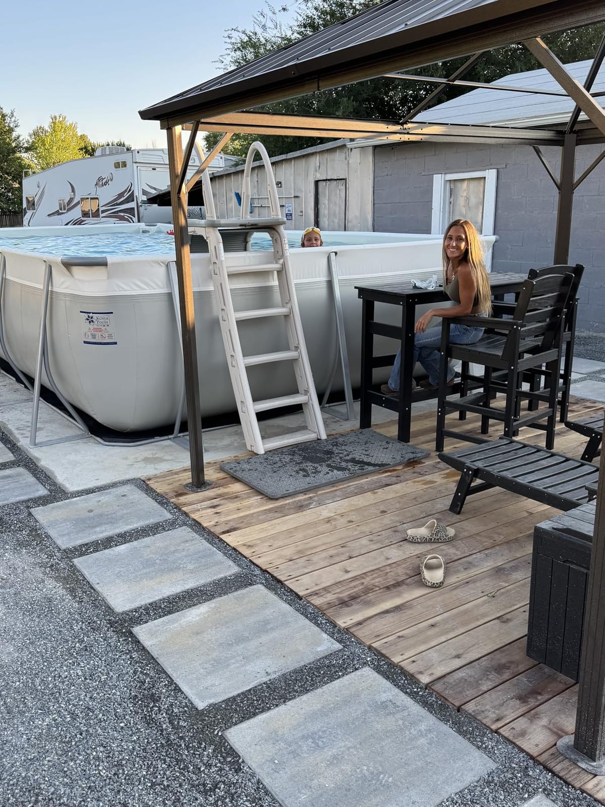 SERWALL Outdoor Bar Set, 2 Adirondack Bar Chairs & Bar Height Table, Grey with 1.6