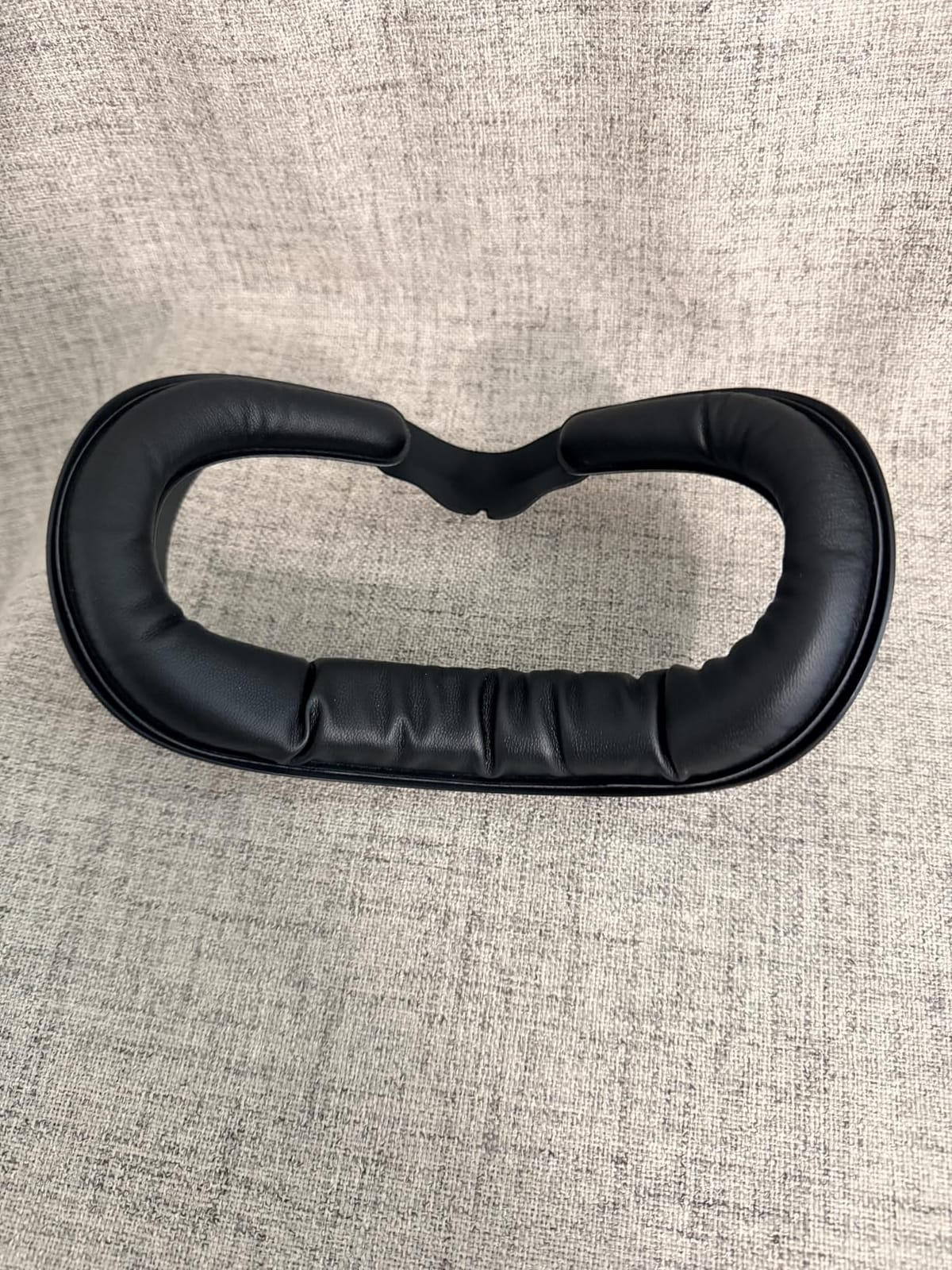 Face Pad for Meta Quest 3 Facial Interface for Oculus Quest 3 Accessories Sweet-Proof PU Leather Foam Cushion Face Cover Replacement Black customer photo 1