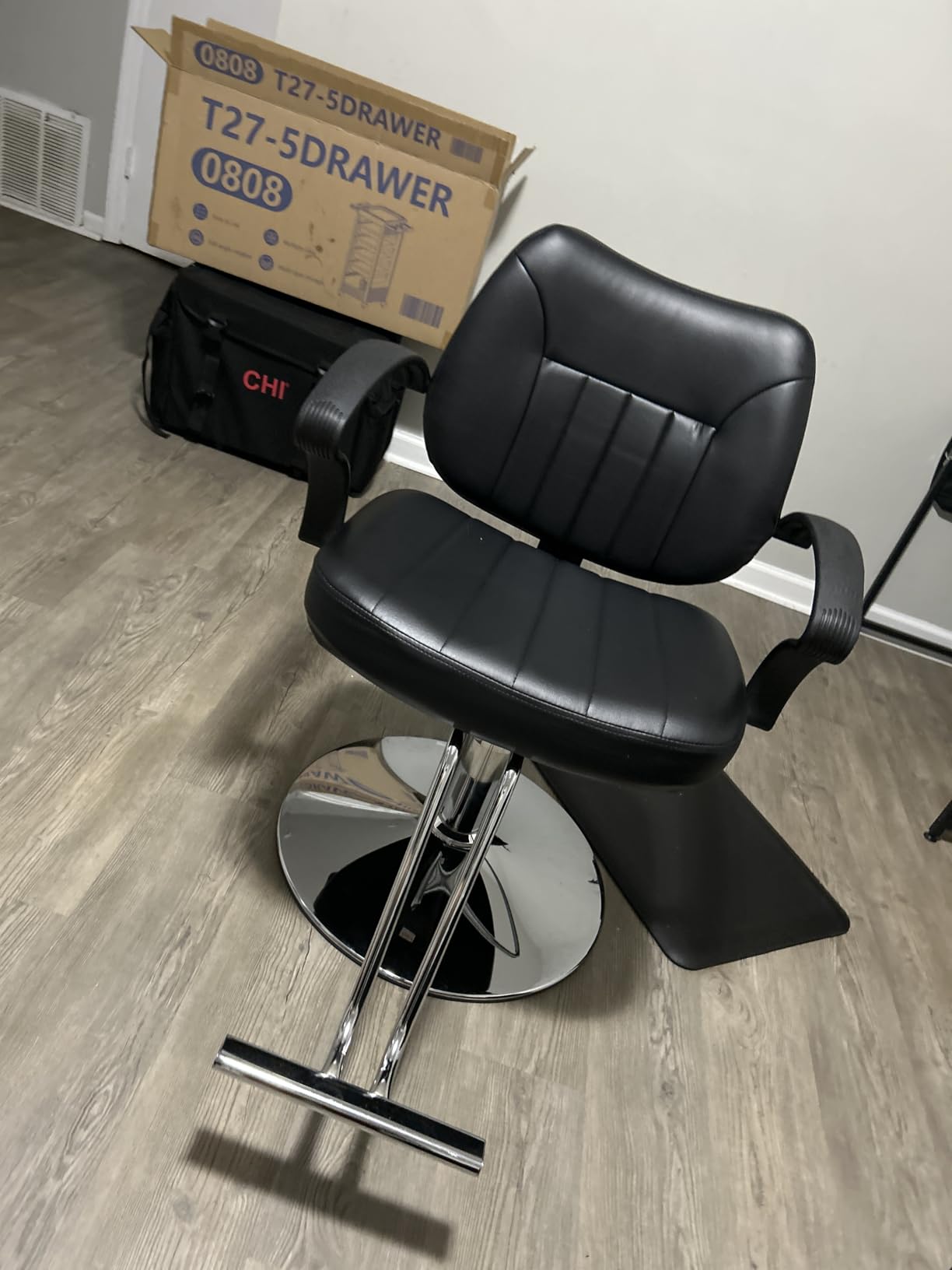 Barber Salon Chair, 6.1'' Adjustable Height Hair Barber Chairs | 360° Swivel Hydraulic Hair Haircut Styling Chair, Thick Padded PU Seat, Salon Chair for Hair Stylist Barbershop & Home customer photo 2