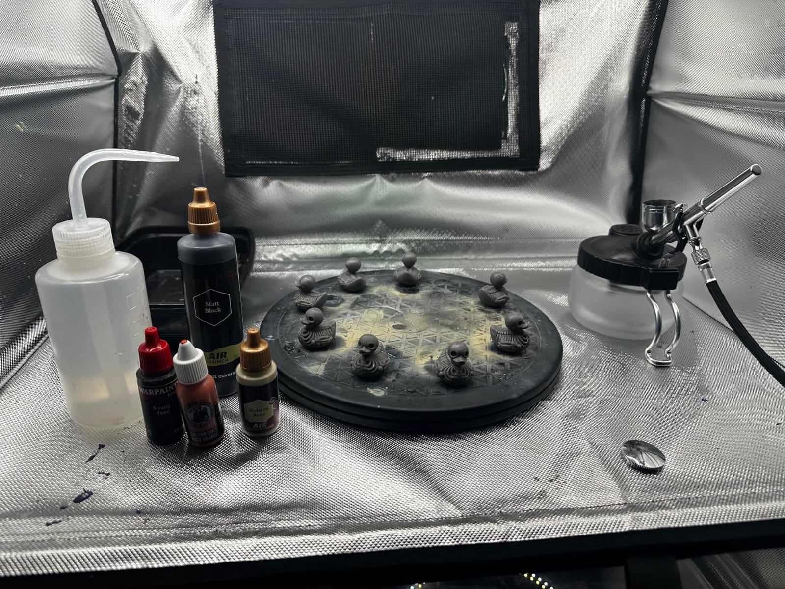 25.6-Inch Portable Airbrush Spray Booth, Dual Fans, LED & 360° Turntable | 3-Color LED & 10 Brightness Levels, Foldable Booth with 6 Filter Pads customer photo 1