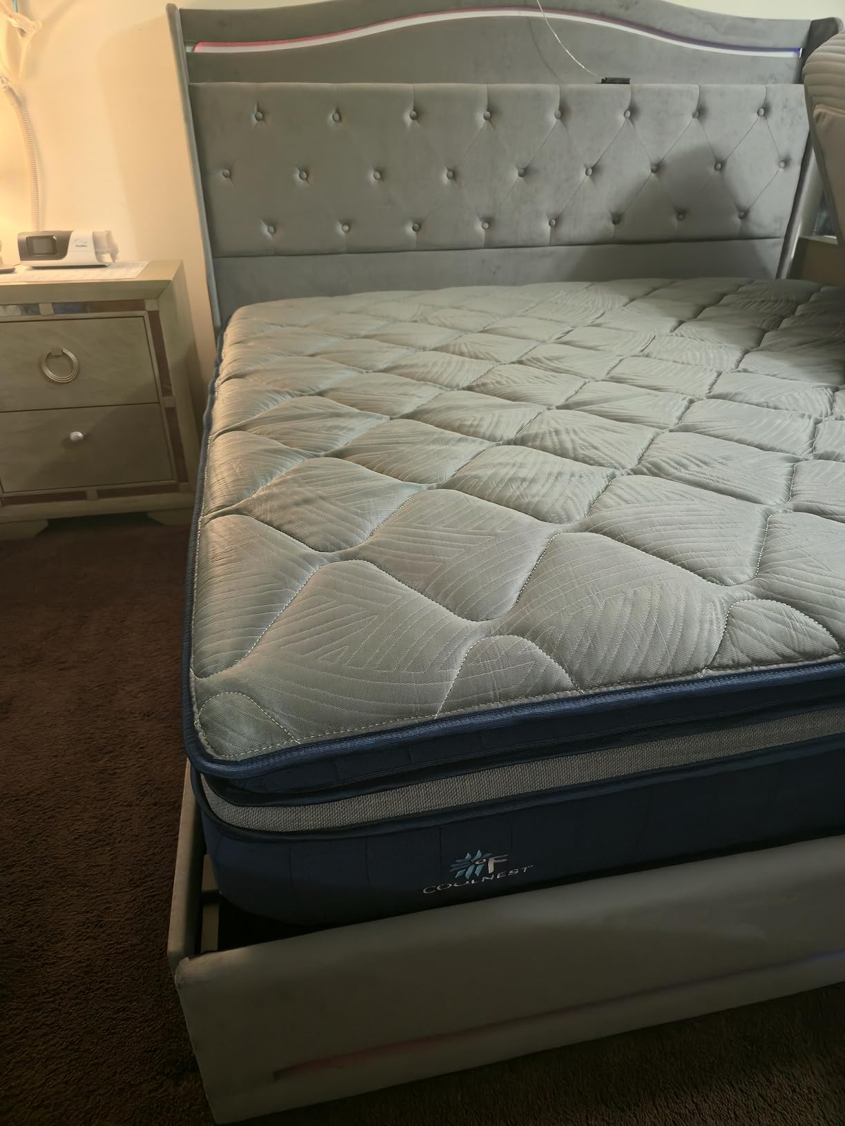 Sweetnight CoolNest Hybrid King Size Mattress 14 Inch, Cooling Pillow Top | Cool Night Sleep for Hot Sleeper, 7-Zone Ergo Support for Pressure Relief, 4 Stage Cool Enhanced Breathability, Medium Firm customer photo 2