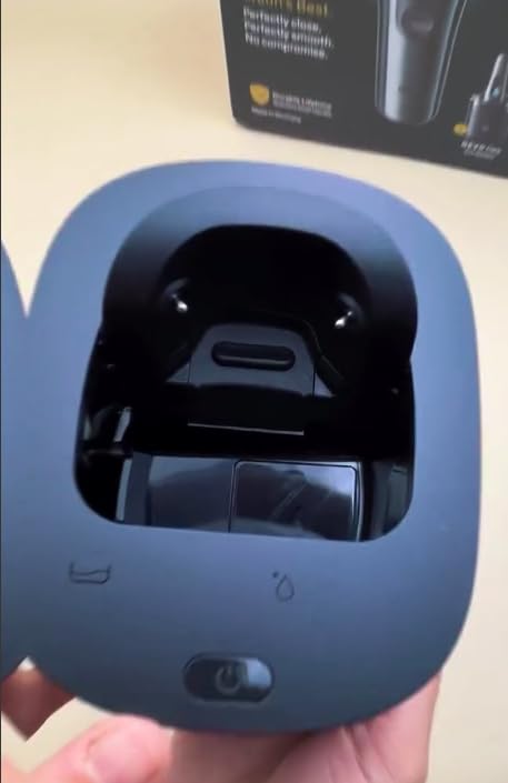 Braun NEVO Premium Men's Electric Shaver with World's 1st AeroTouch Technology, Includes Smart Display, 7in1 Care System, Power Travel Case. Braun's Best Electric Razor, 17010C customer photo 2