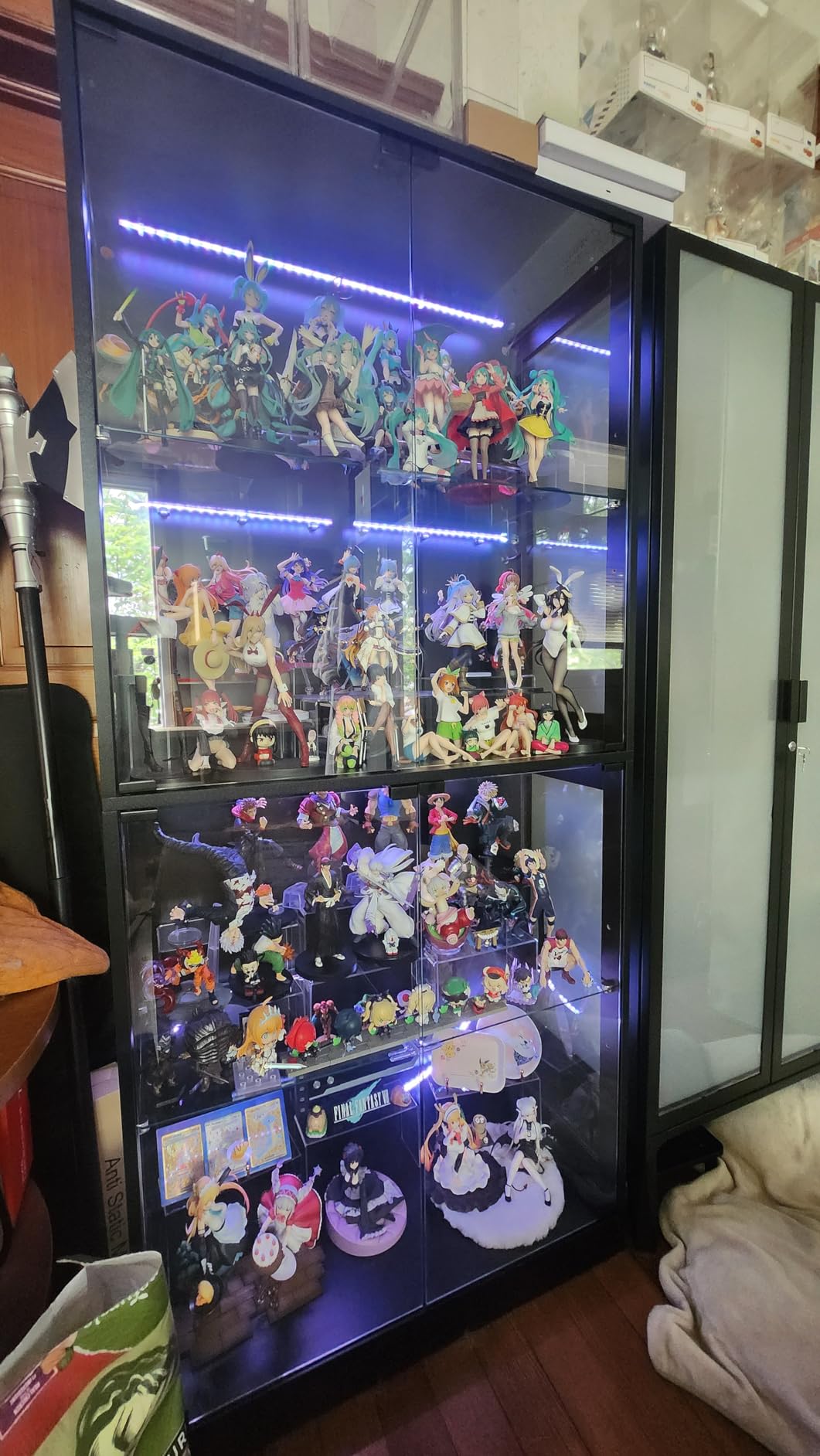 Display Cabinet with Seal Strip & RGB LED Light for Living Room | 67