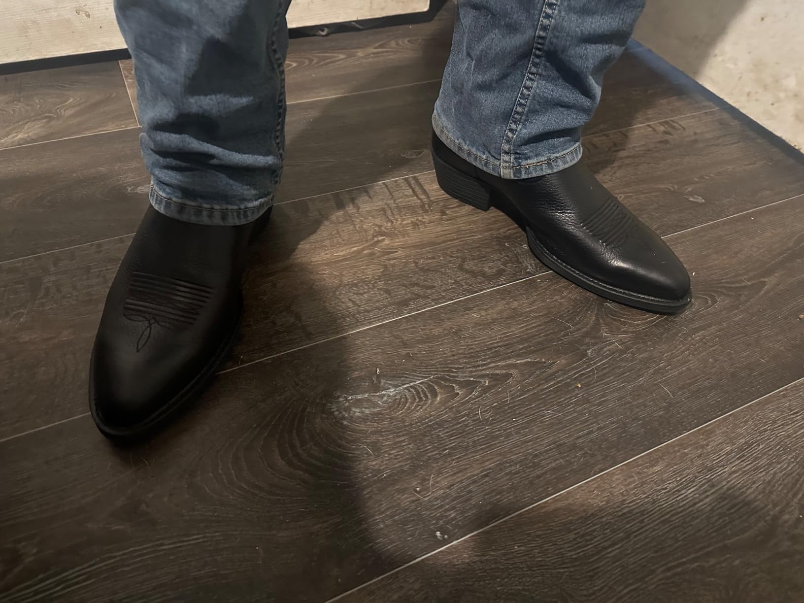 Ariat Men's Heritage R Toe Western Boot customer photo 2