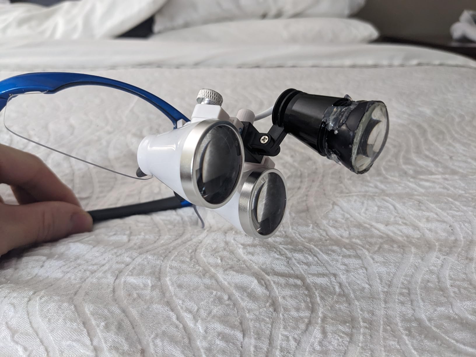 Dental Binocular Loupes 3.5X 420mm + LED Head Light Lamp +Aluminum Box (Blue) customer photo 1