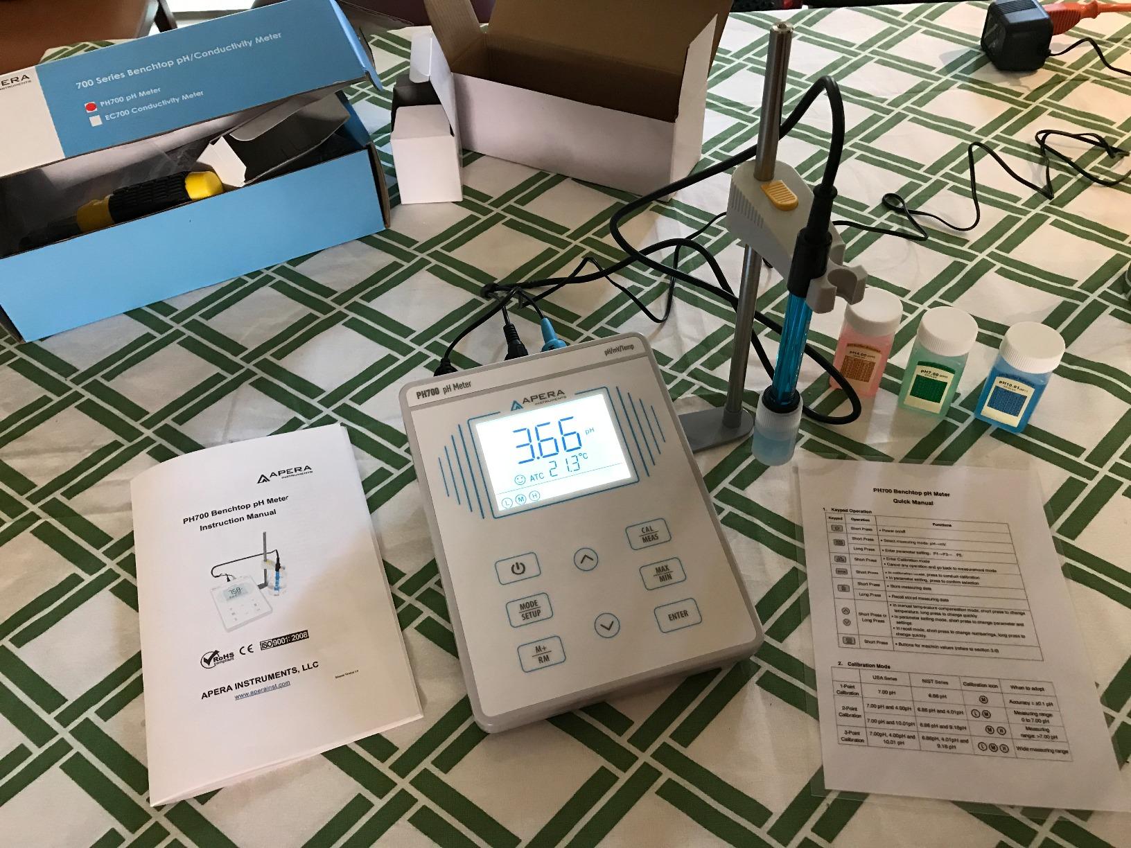 Apera Instruments, LLC-AI501 PH700 Benchtop Lab pH Meter, 0.01 pH Accuracy, 1-3 Points Auto Calibration, 3-in-1 pH/Temp. Electrode customer photo 2