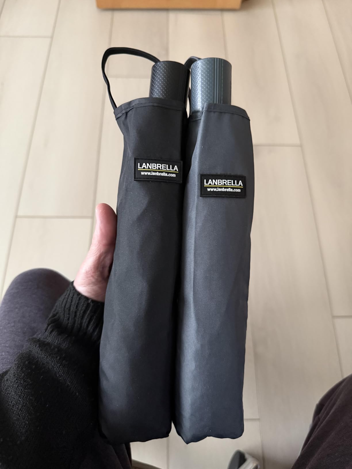 LANBRELLA Compact Reverse Folding Umbrella Auto Windproof Travel Umbrella customer photo 1