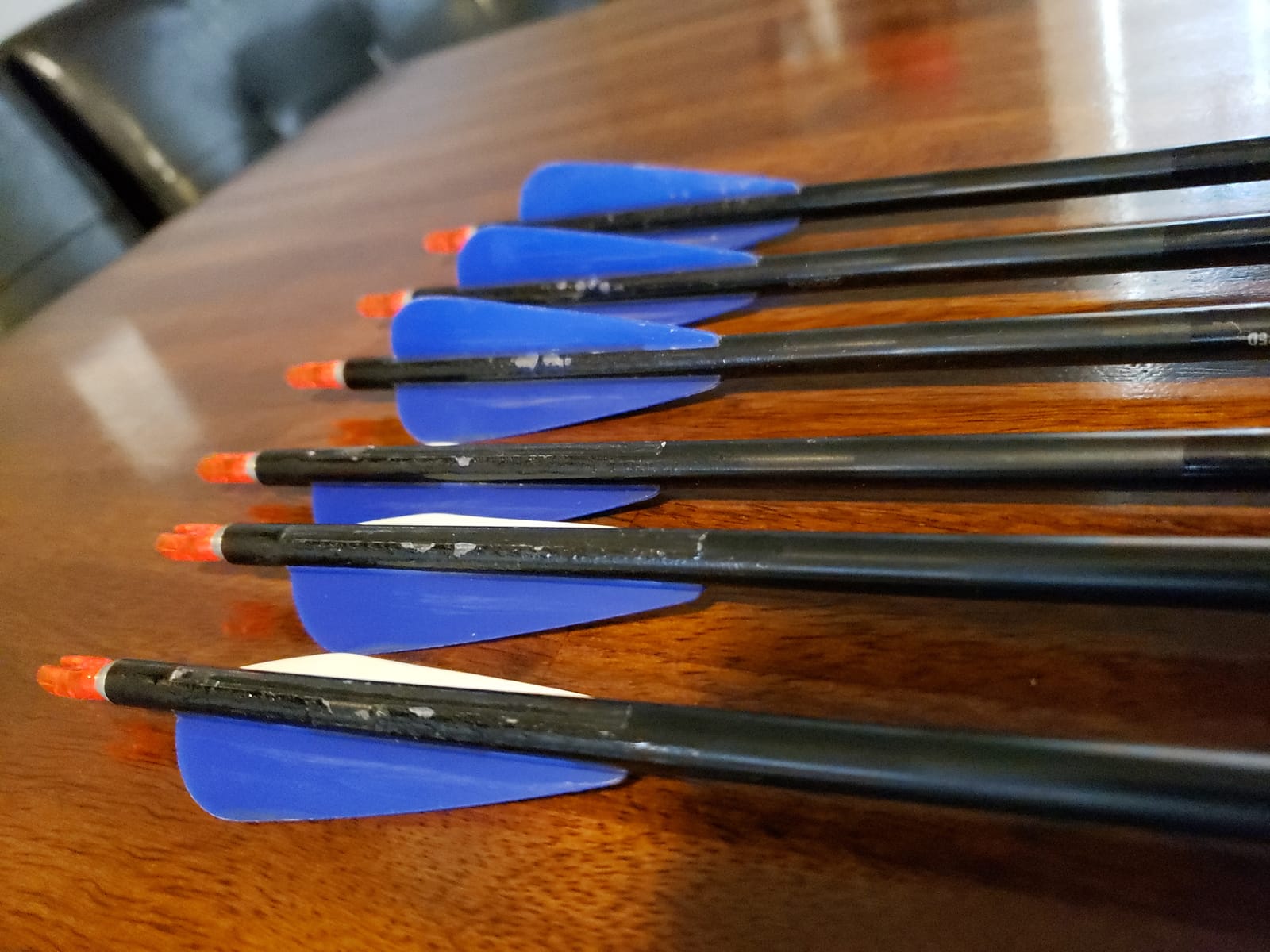 Easton Genesis XX75 Aluminum Arrows with Diamond Vanes, 6 Pack customer photo 2