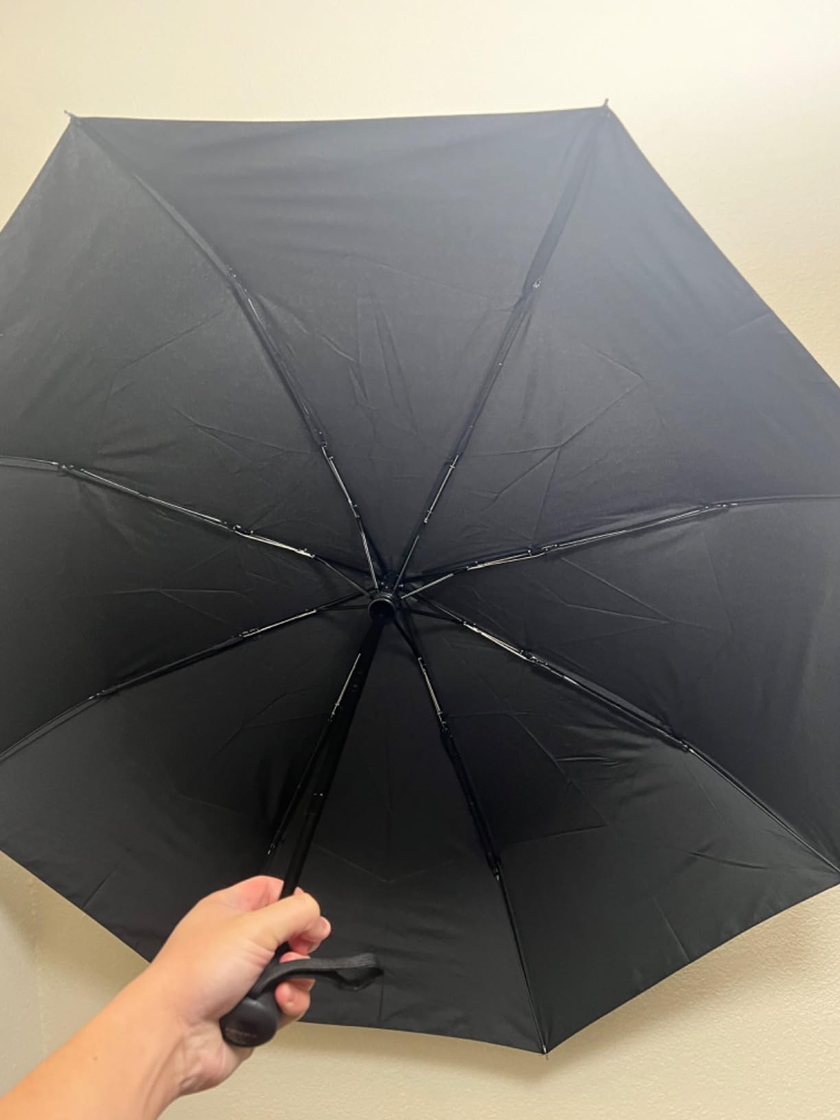 SIEPASA Compact Travel Umbrella - Windproof Auto Open/Close, Small Folding Umbrella for Rain - Lightweight & Durable with Fiberglass Frame, Waterproof Canopy - Fits Backpack, Purse, Suitcase. (Black) customer photo 1