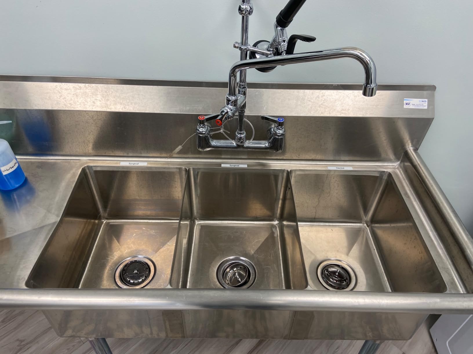 KoolMore 3 Compartment Stainless Steel NSF Commercial Kitchen Sink with Large Drainboard - Bowl Size 12