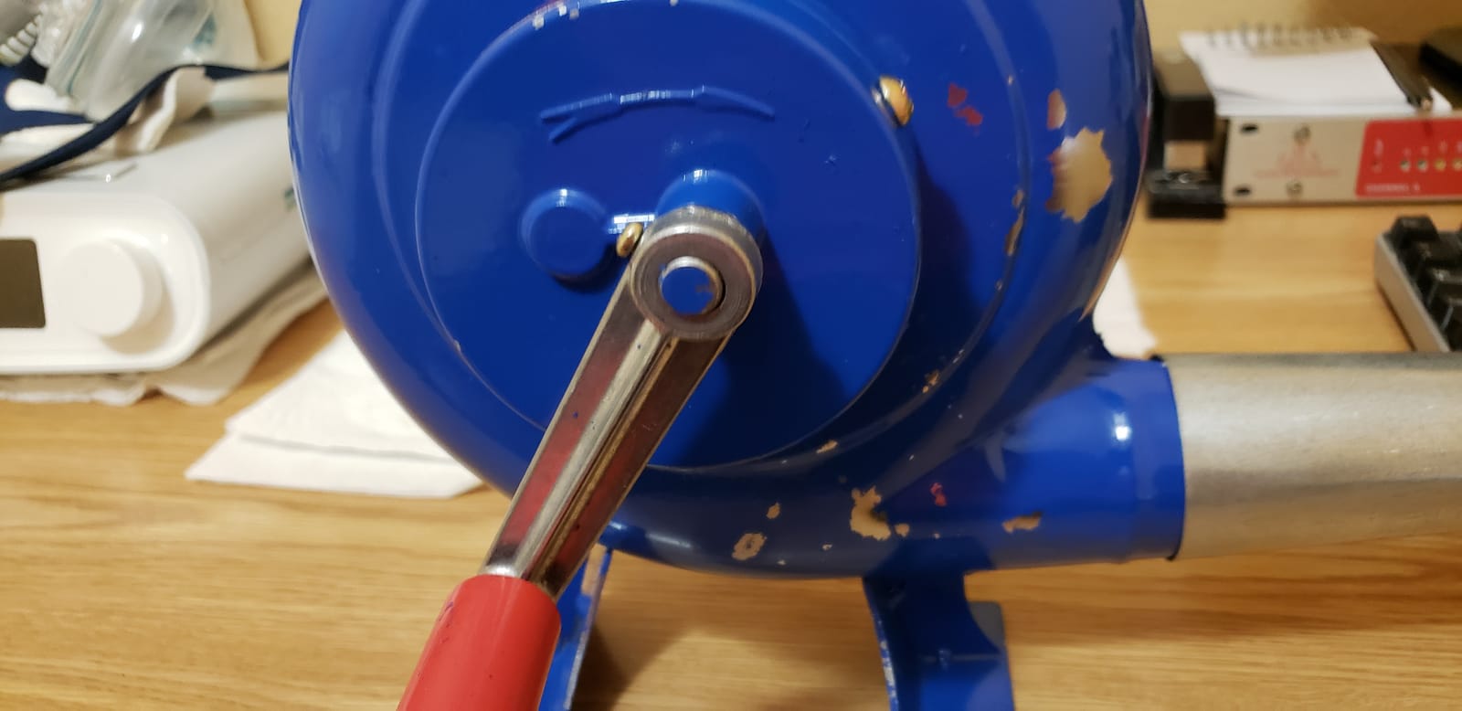 LINJIN Hand Crank Blacksmith Forge Blower Iron Gear Popcorn Fan Manual Fan, Cooking Manual BBQ Air Blower (as shown) customer photo 1