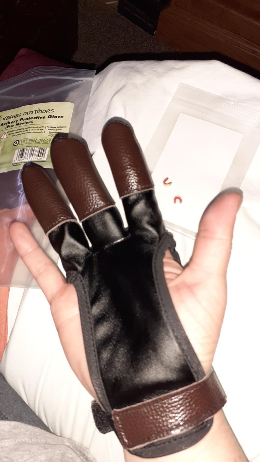 Archery Glove - Three Finger Tab with Durable Leather Finger Protector for Recurve & Longbow Bows - Comfortable Guard for Men, Women, & Youth - Ideal for Archery Hunting & Target Practice customer photo 1