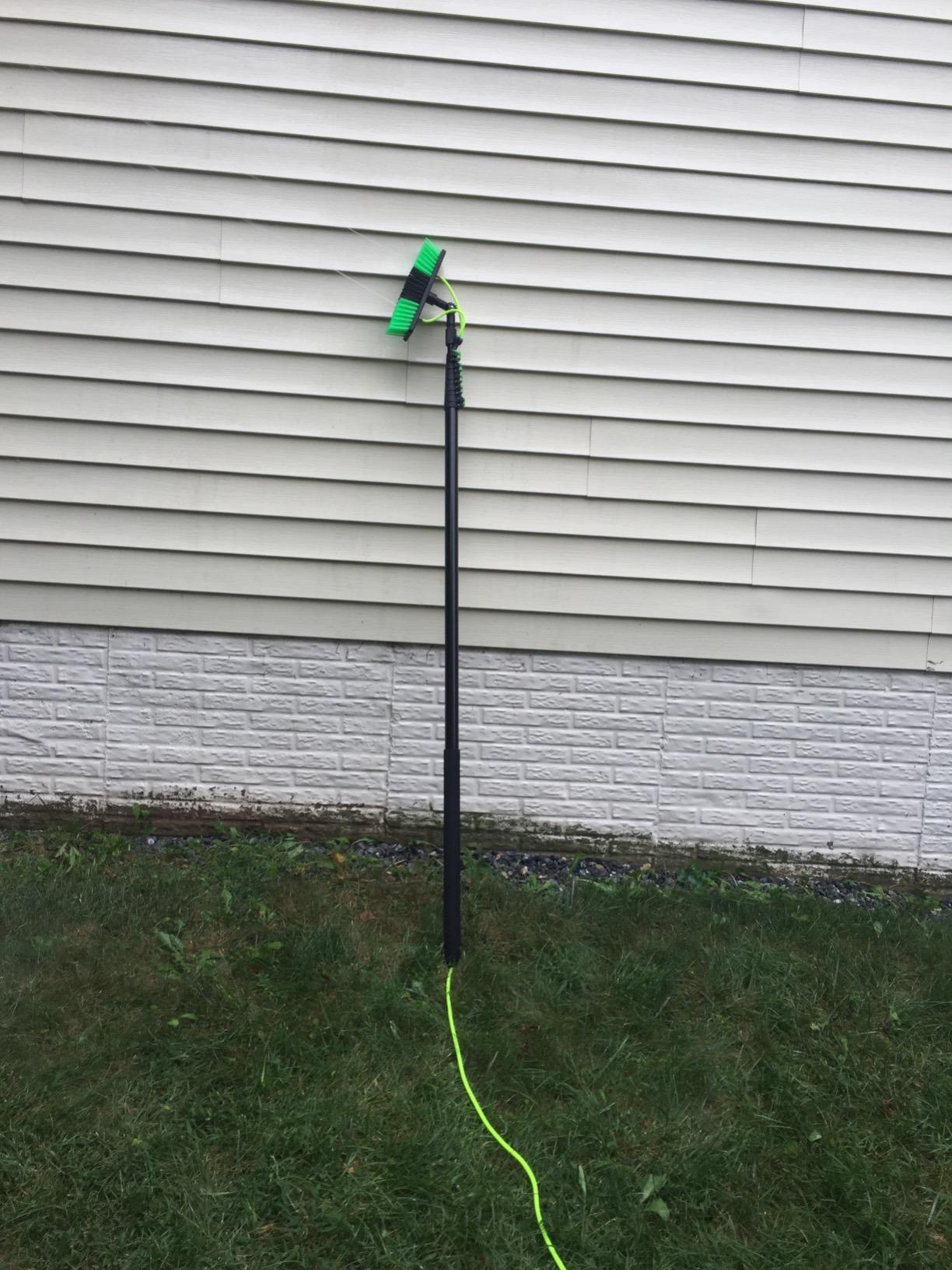 30 Feet Reach Solar Panel Cleaning Brush & Pole Water Fed Pole Kit, Window Cleaner Window Glass Solar Panel Cleaning System Washing Equipment Tool Solution Scrubber Brush & Hose Spray Washer customer photo 1