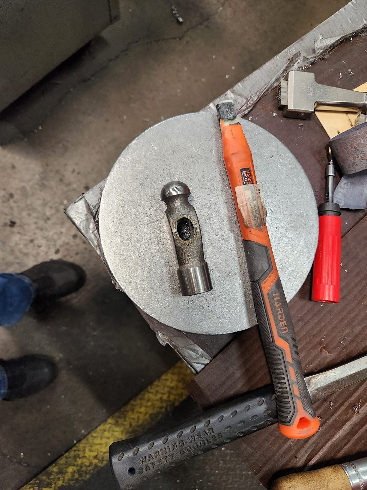 Edward Tools Ball Peen Hammer 16 oz. - Forged Fine Grain Steel Head - Ergonomic Rubber Cusion Grip - Fiberglass Shock Absorbing Shaft - Pein Hammer - Metal Work, Rounding, Blacksmith Hammer, Mechanics customer photo 2