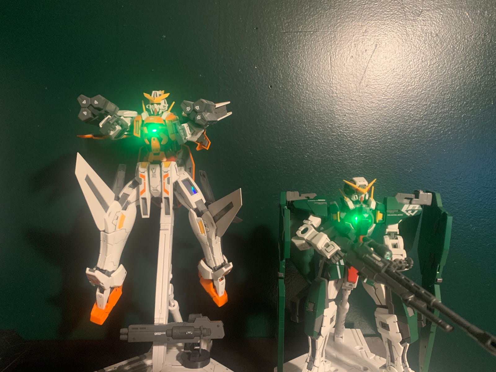 Yikko 5PCS LED Units for Gundam Models Kits, MG LED Unit Set for Gundam 00 MG GN-X Light Up Certain Models Hobby Accessories (Green) customer photo 2