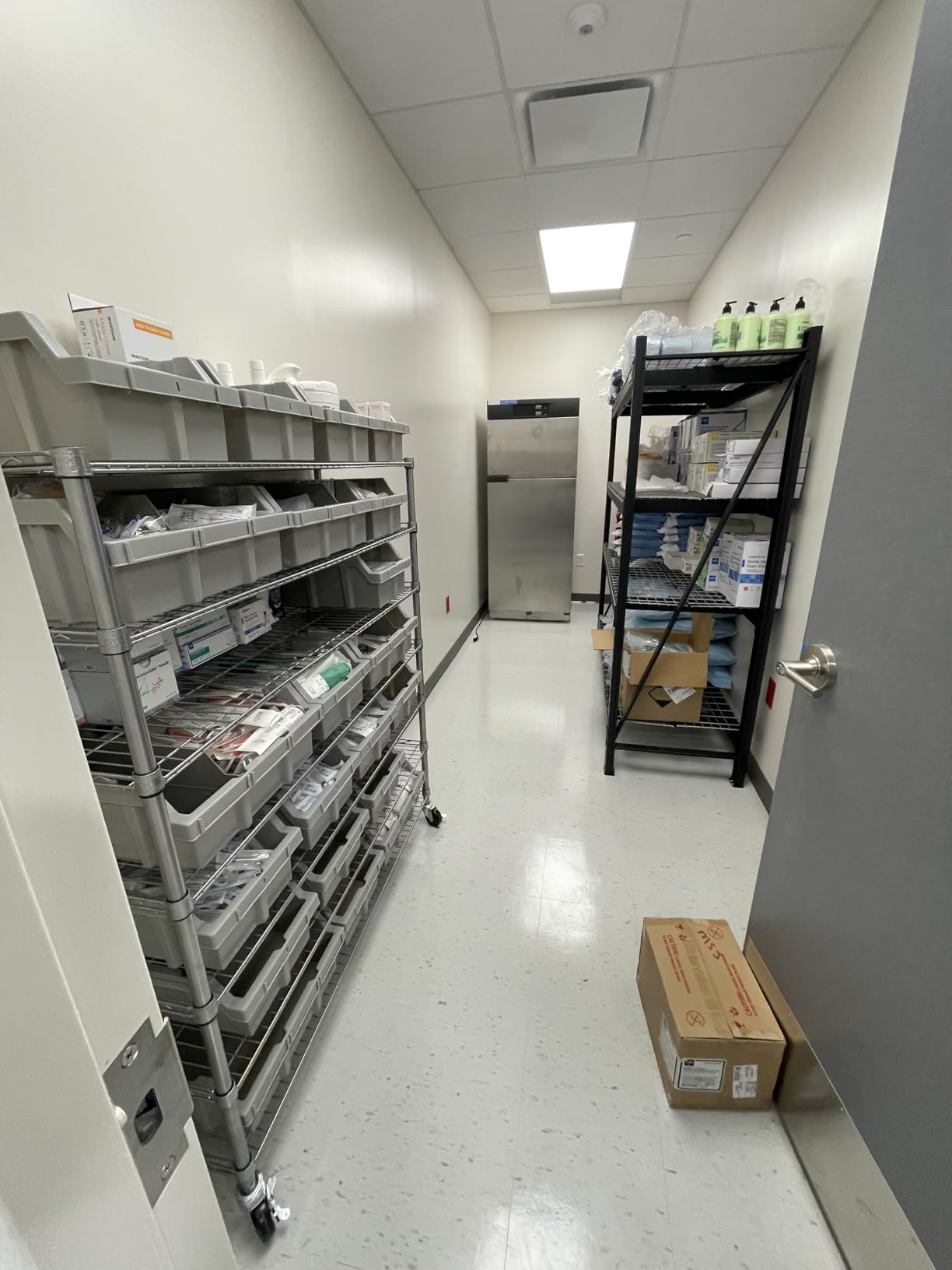 7-Tier NSF 16-Bin Steel Wire Shelving Rack, 36