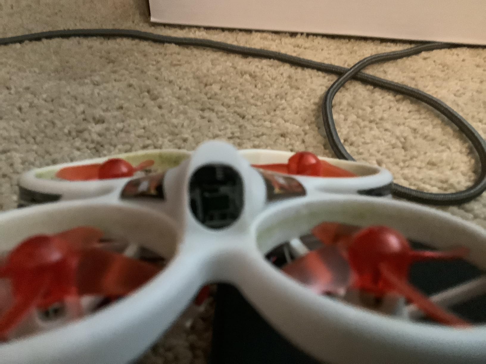 EZ Pilot Indoor Outdoor Racing FPV Drone RTF KIT for Kids and Beginners 5.8g With Goggles and Controller customer photo 1