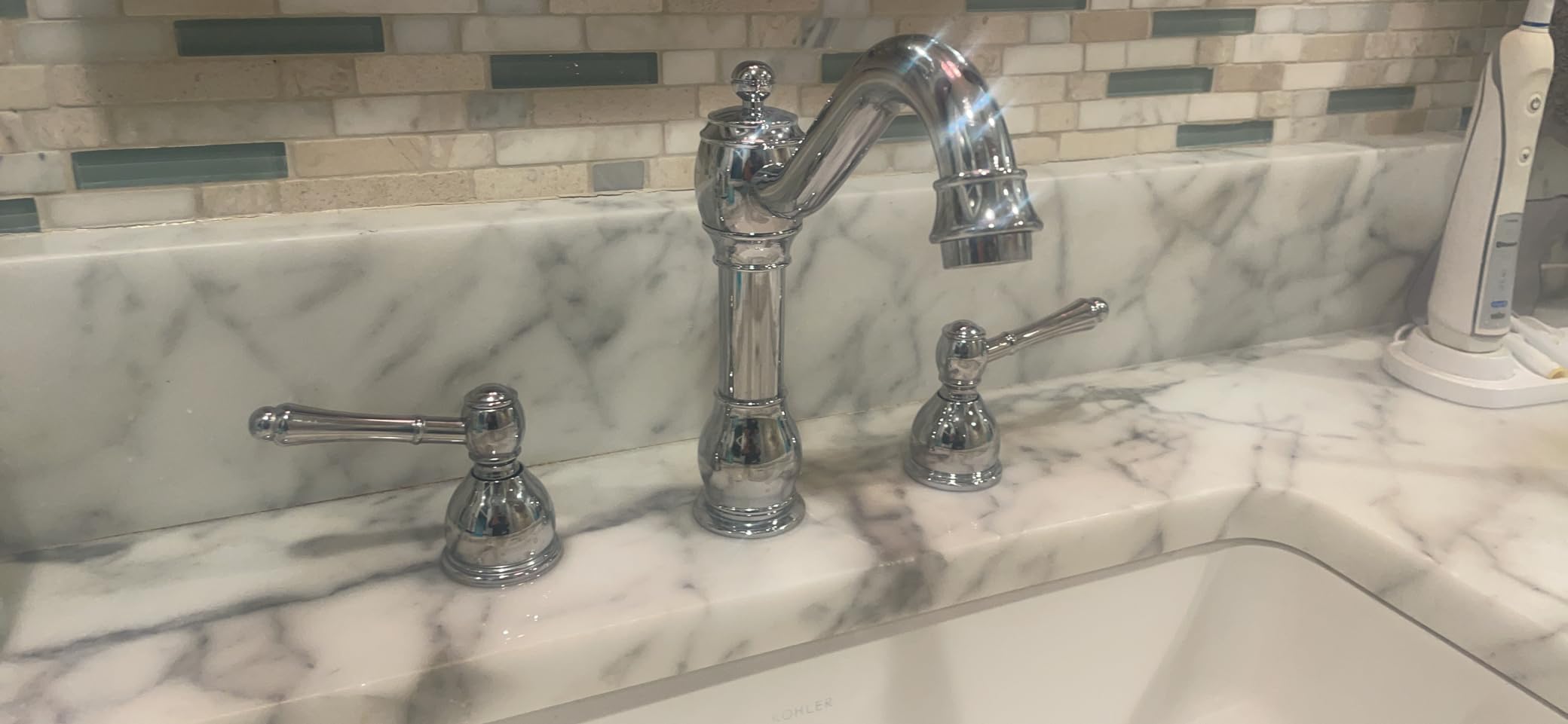 Aolemi Widespread Bathroom Sink Faucet 3 Hole Metal Lever Antique Brass customer photo 1