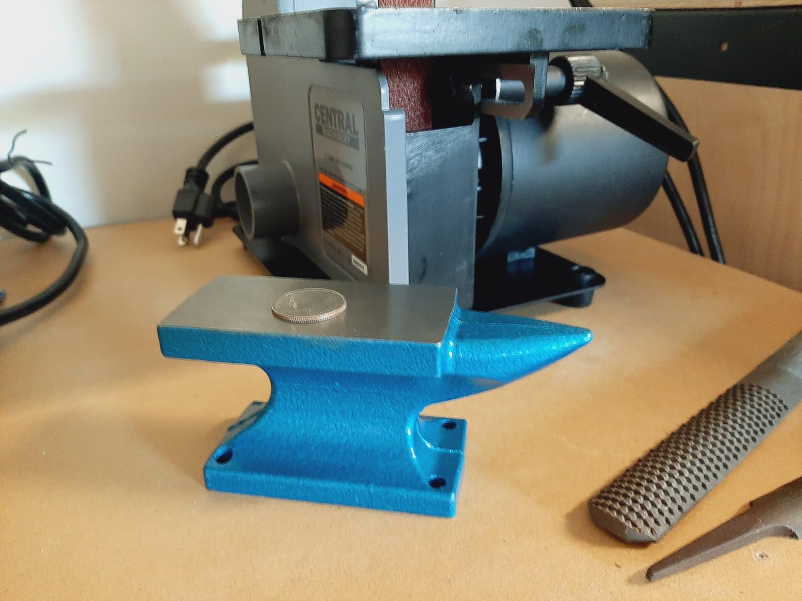 HimaPro Single Horn Anvil for Blacksmith Blue - Cast Iron Anvil- A Wonderful Tool for Jewelry Making and Metal Stamping (24 LBS) customer photo 2