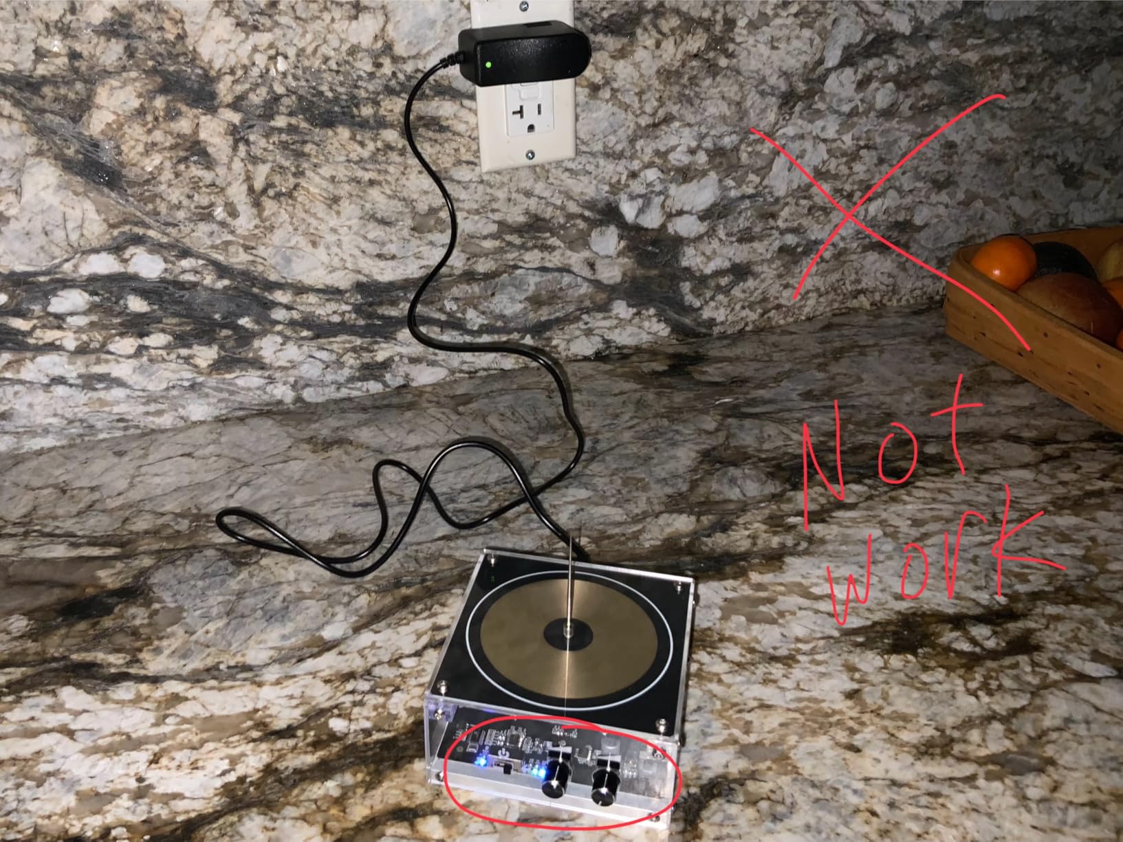Music Tesla Coil Touchable Artificial Lightning Arc Plasma Loudspeaker Desktop Toy Electric Power Transmission Science Teaching Experiment Model customer photo 1