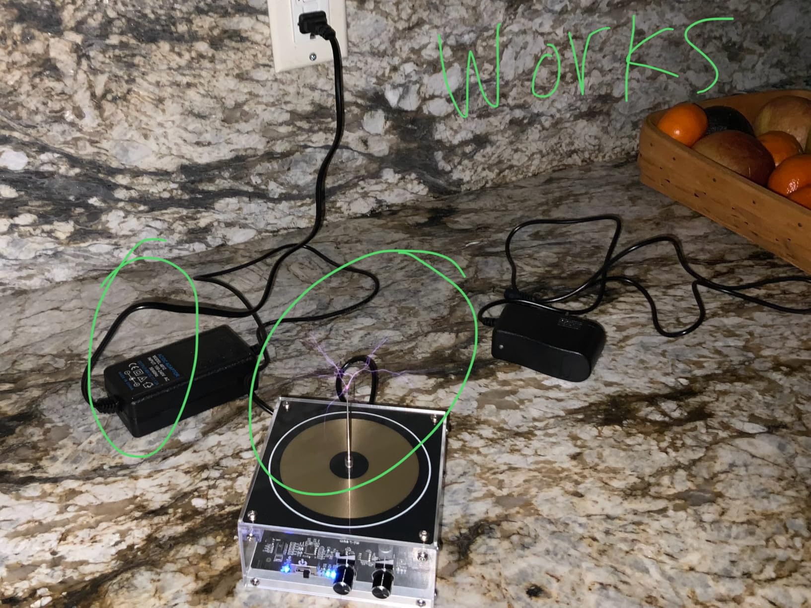 Music Tesla Coil Touchable Artificial Lightning Arc Plasma Loudspeaker Desktop Toy Electric Power Transmission Science Teaching Experiment Model customer photo 2