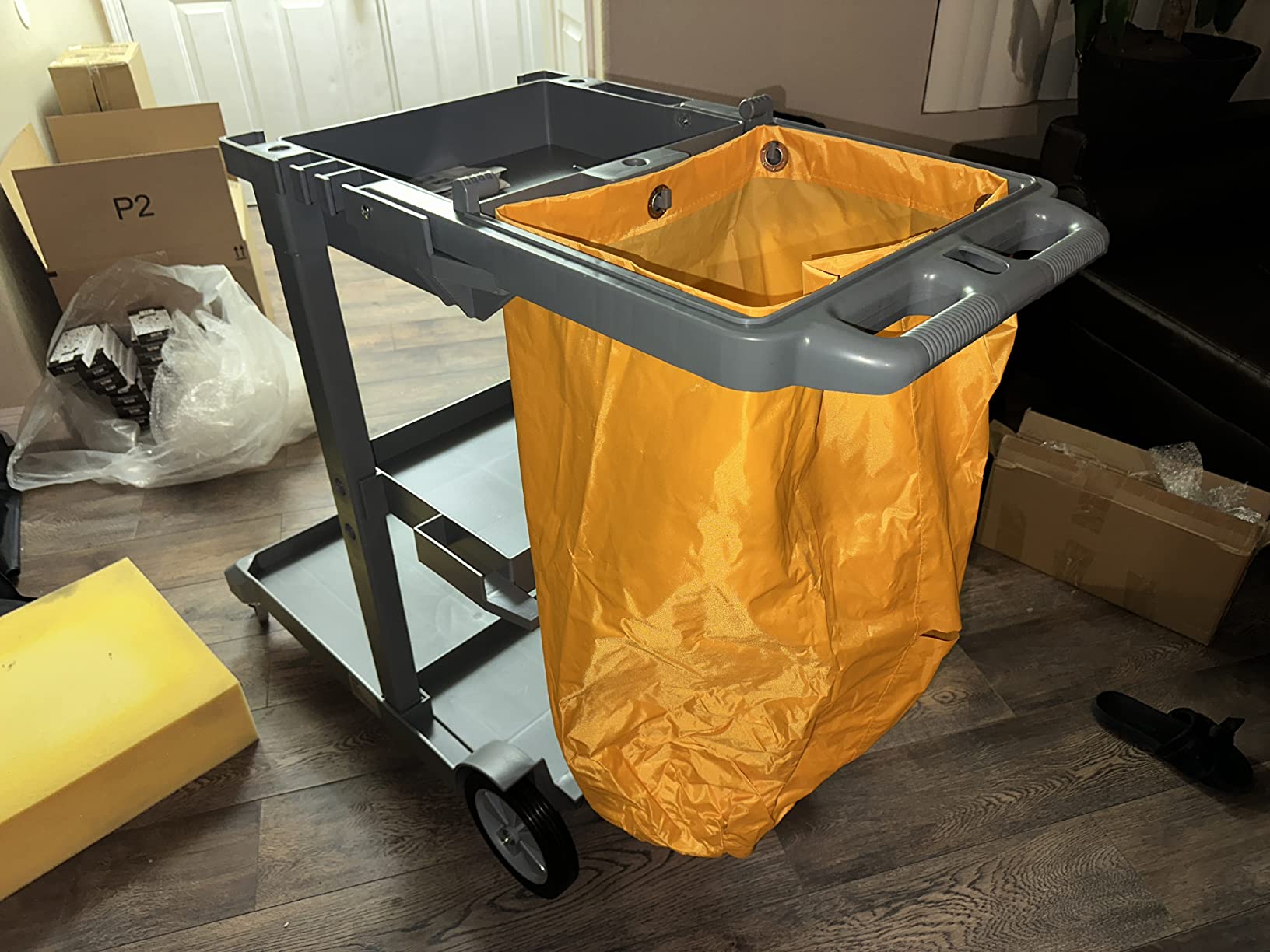 VEVOR Cleaning Cart, 3-Shelf Commercial Janitorial Cart, 200 lbs Capacity Plastic Housekeeping Cart, with 25 Gallon PVC Bag, 47