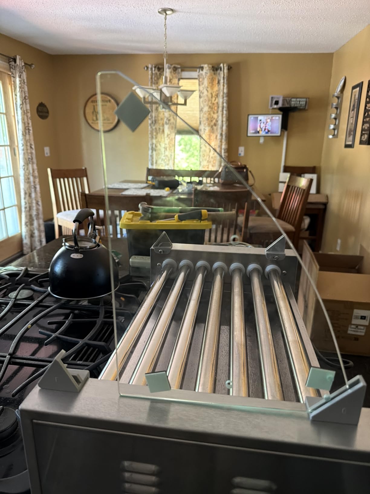 VEVOR Hot Dog Roller 7 Rollers 18 Hot Dogs Capacity 1050W Stainless Sausage Grill Cooker Machine with Dual Temp Control Glass Hood Acrylic Cover Bun Warmer Shelf Removable Oil Drip Tray, ETL Certified customer photo 1
