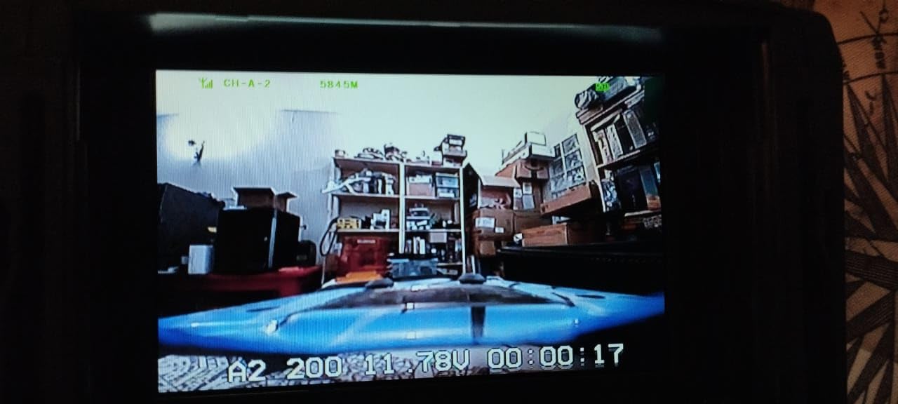 EV800D FPV Goggles with DVR - 5.8G 40CH 5 Inch Screen Build in Antenna Battery for Analog FPV Camera and Transmitter FPV Drone RC Car Airplane Hobby by Speedybee customer photo 1