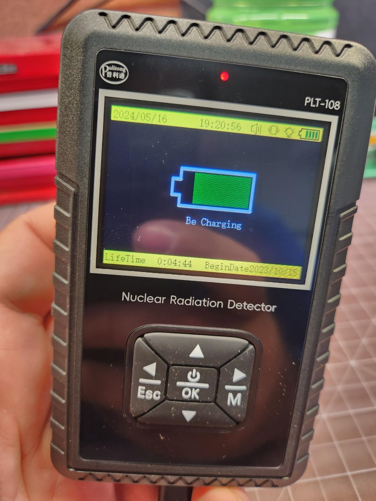 Geiger Counter Nuclear Radiation Detector - Portable Handheld Beta Gamma X-ray Radiation Monitor Meter, Nuclear Wastewater, Seafood Detection Radiation Dosimeter with LCD Display,Rechargeable customer photo 2