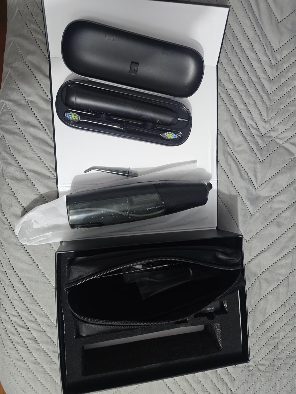 2-1 Oral Clean Kit- Water Dental flosser & Electric Toothbrush Combo- Brushing & Flossing- for Teeth Cleaning and Gum Health (Black) customer photo 2