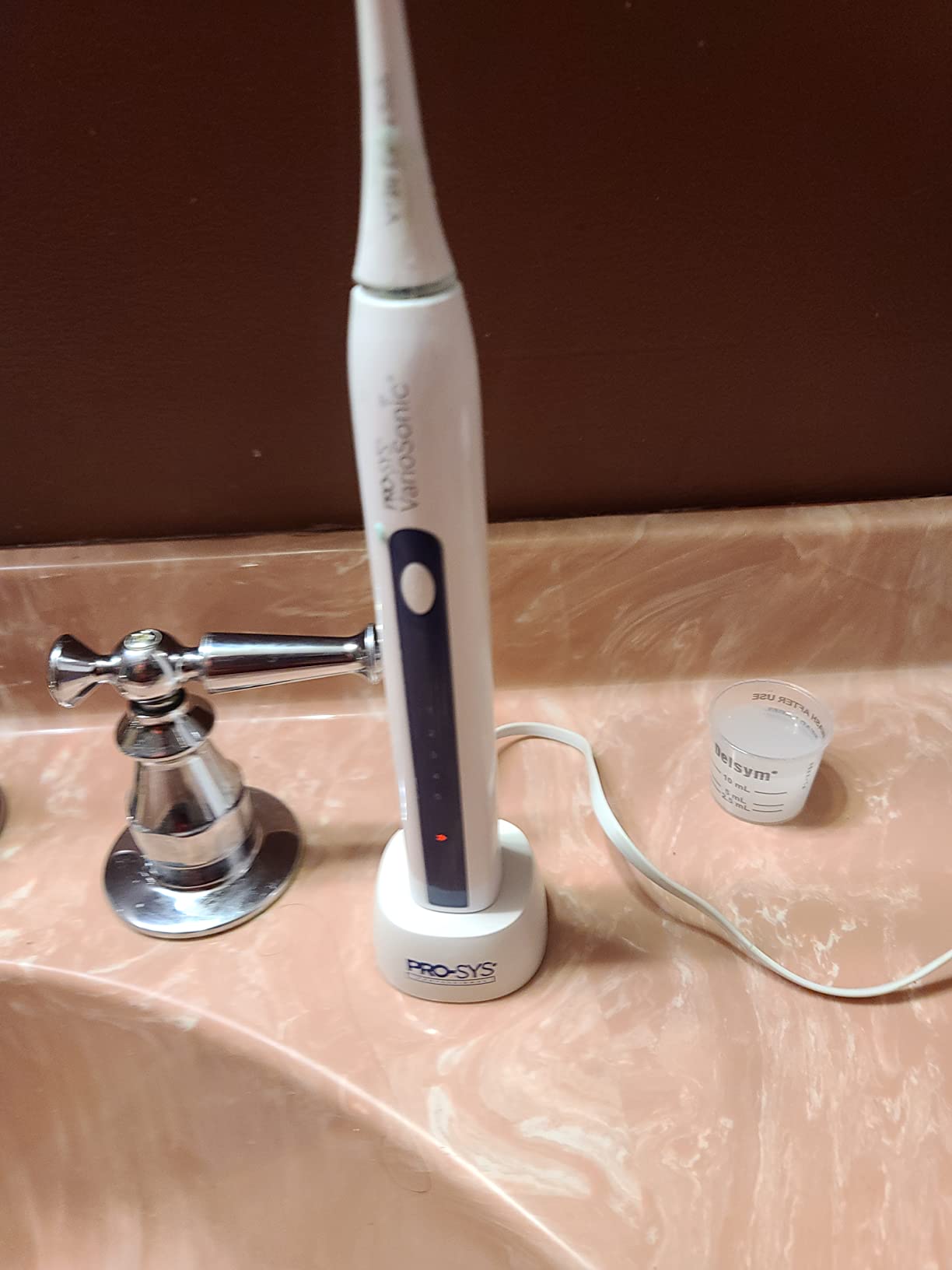 PRO-SYS® VarioSonic Plus+ Sensitive Kit Professional Electric Toothbrush for Sensitive Teeth, Rechargeable with Pressure Sensor and Timer, Customizable Intensity Powered Toothbrush with Travel Case customer photo 1