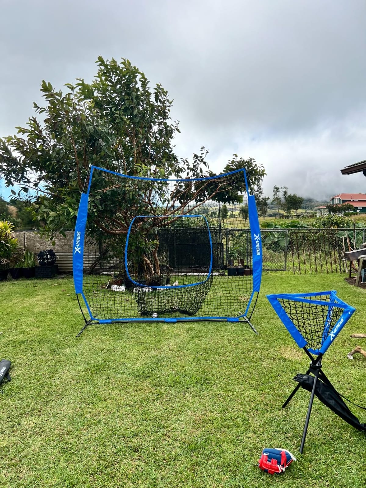 6x6 ft Baseball Net for Batting Pitching Hitting, Softball Pitching Net with Strike Zone, Tee, Ball Caddy, Softball Batting Net Baseball Training Equipment for Kids Adult Youth Sport Practice customer photo 2