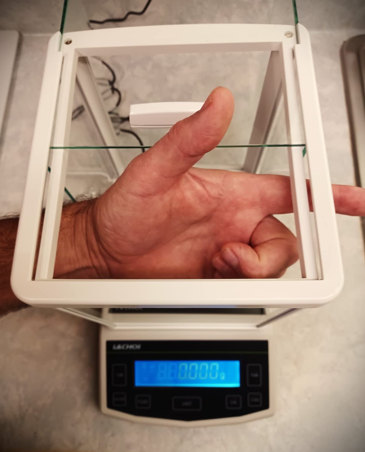 Analytical Balance 500gx0.001g Lab Scale 0.001g Accuracy customer photo 1