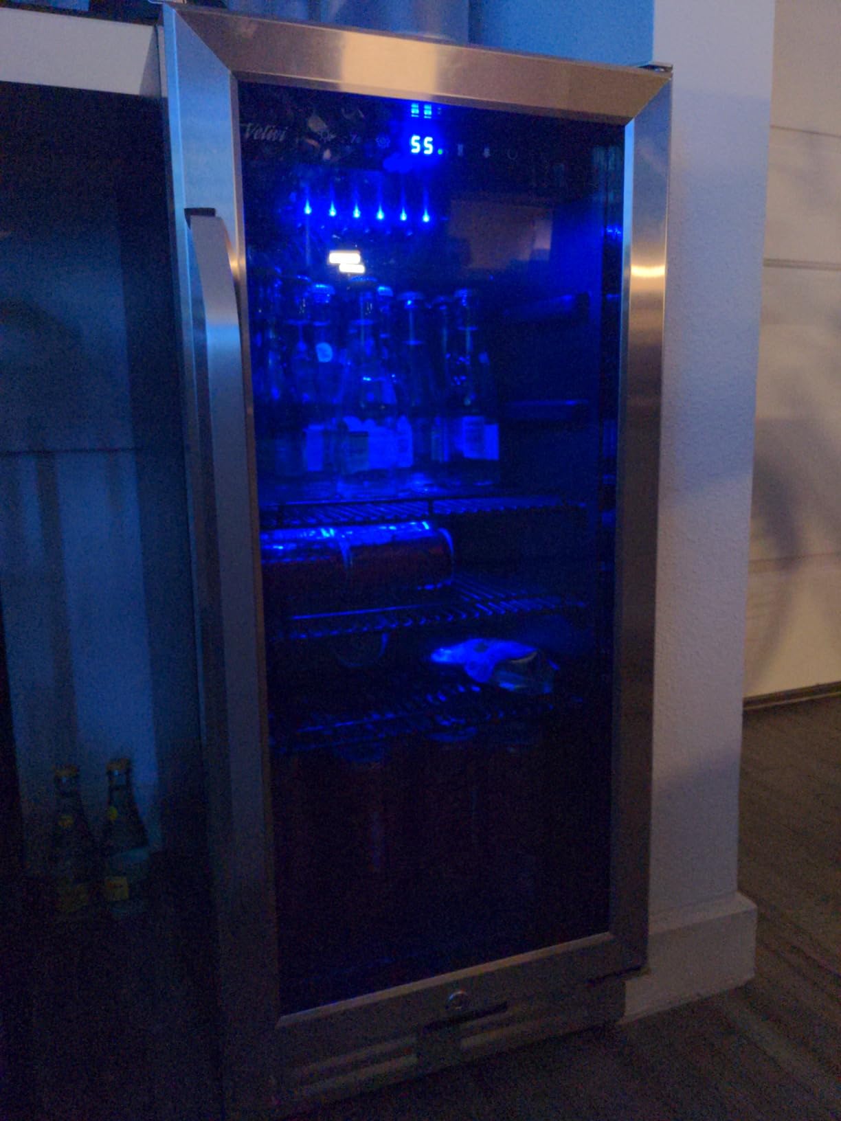 60 Cu. Ft. Commercial Beverage Refrigerator, Triple Glass Door customer photo 2