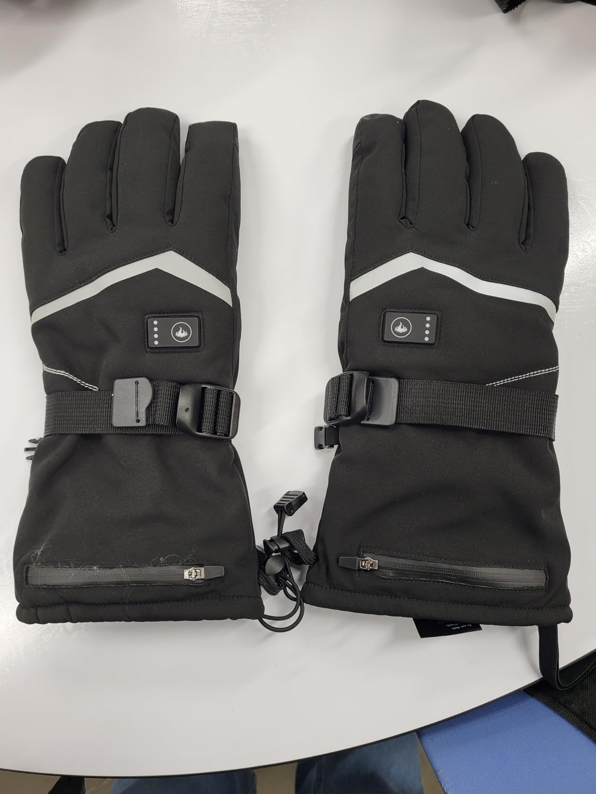 Heated Gloves, Rechargeable Heated Gloves for Men Women, Waterproof Electric Heating Ski Gloves with Touchscreen for Cold Weather Motorcycle Skiing Snowboarding Hiking Hunting Gifts customer photo 2