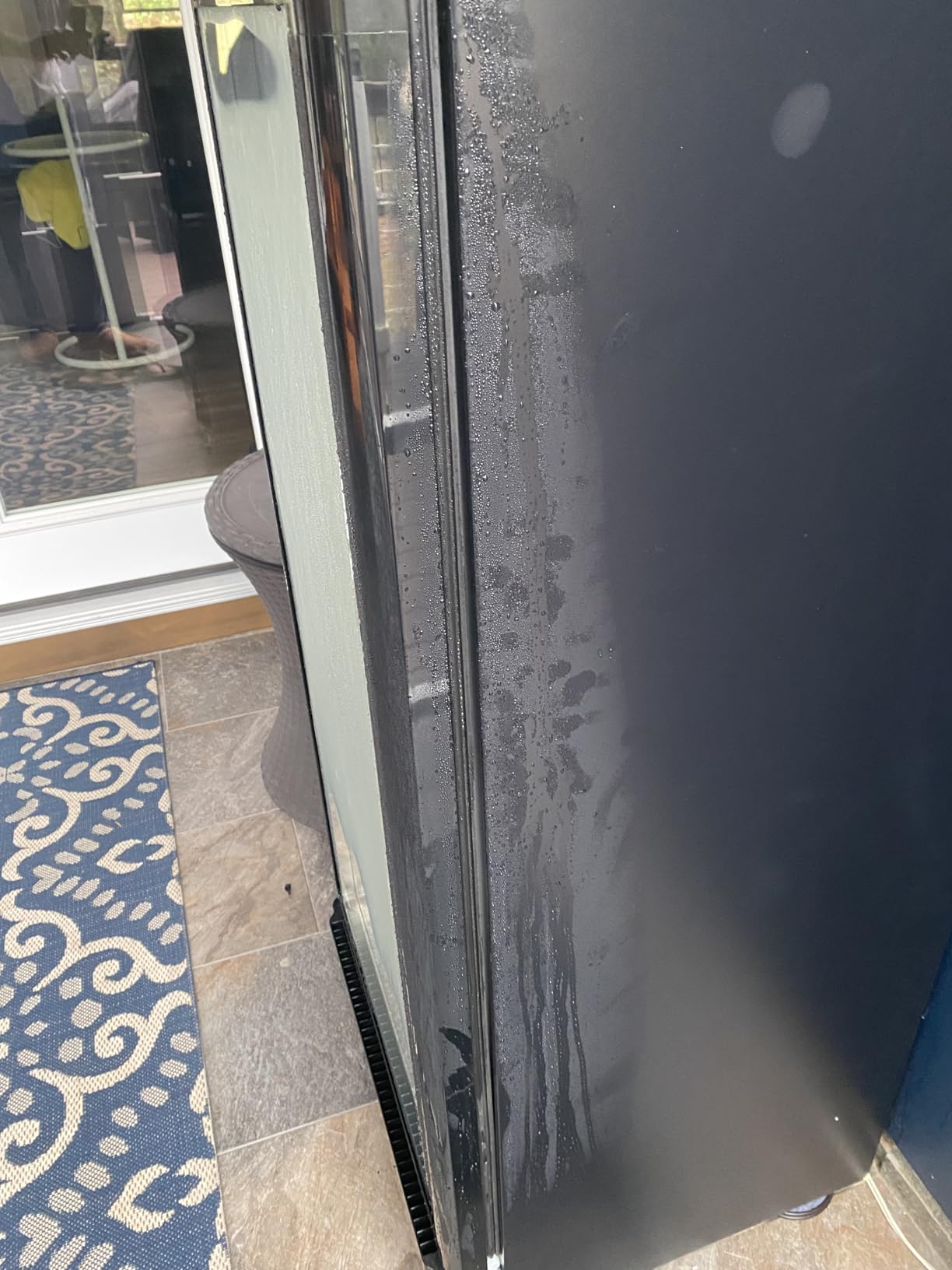 7 Cu.Ft Commercial Beverage Refrigerator with Glass Door customer photo 2