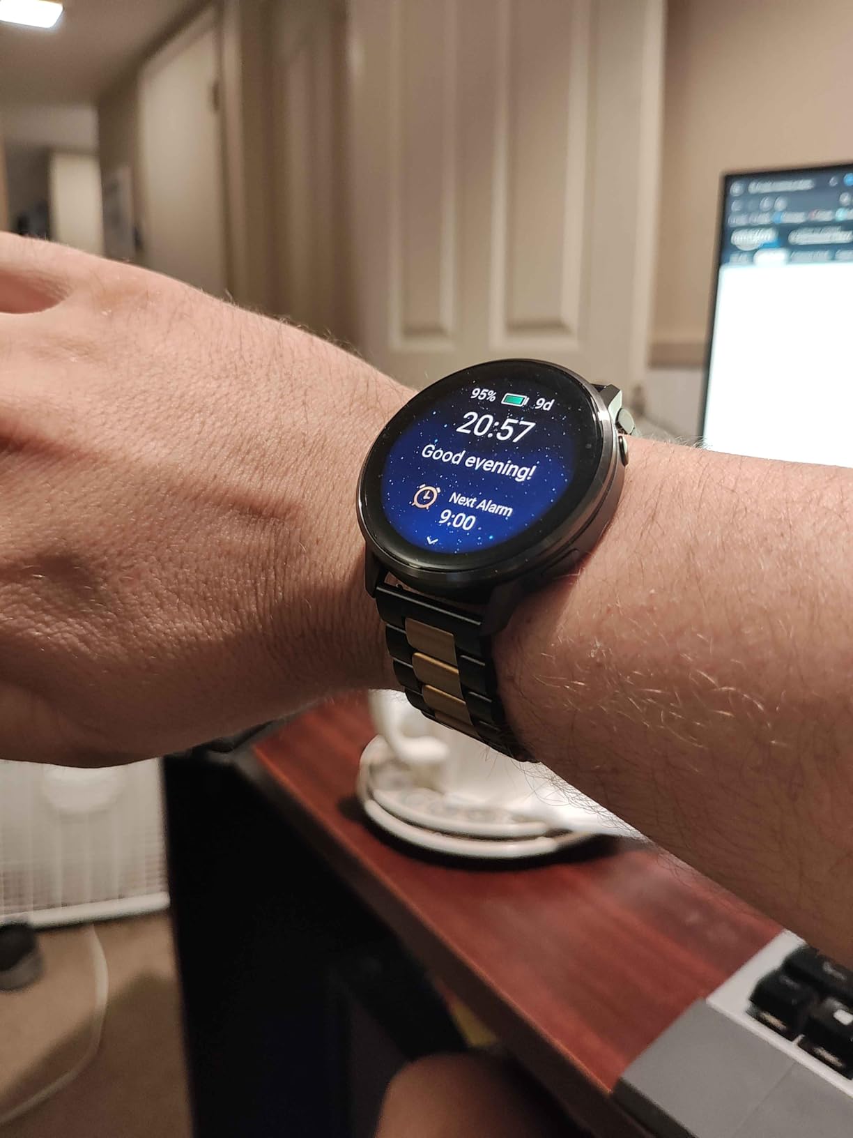 Garmin Venu® 4, Advanced Fitness Smartwatch, 45mm, Black Silicone customer photo 1
