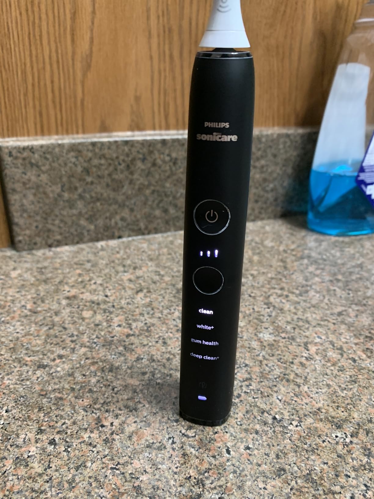 Philips Sonicare DiamondClean 9000 Electric Toothbrush Bundle, HX9912/72 customer photo 2