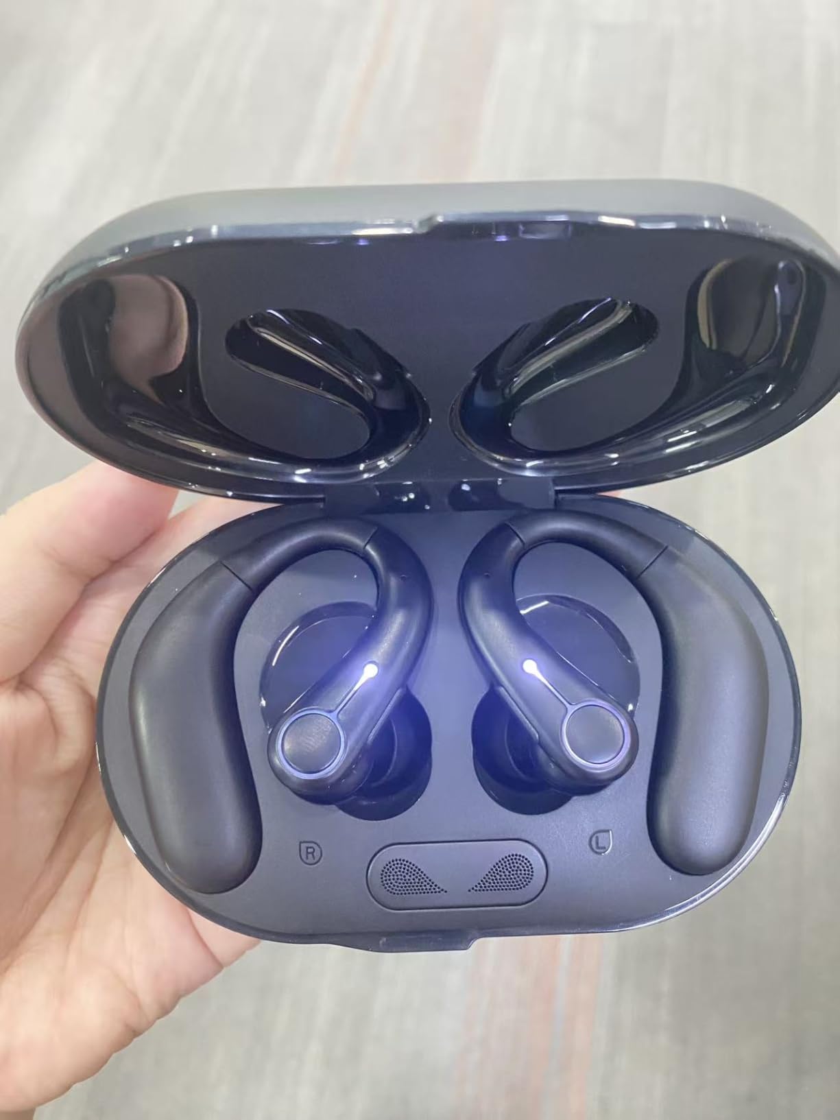 Hearing Aids for Seniors, Rechargeable Bluetooth with APP Control customer photo 1